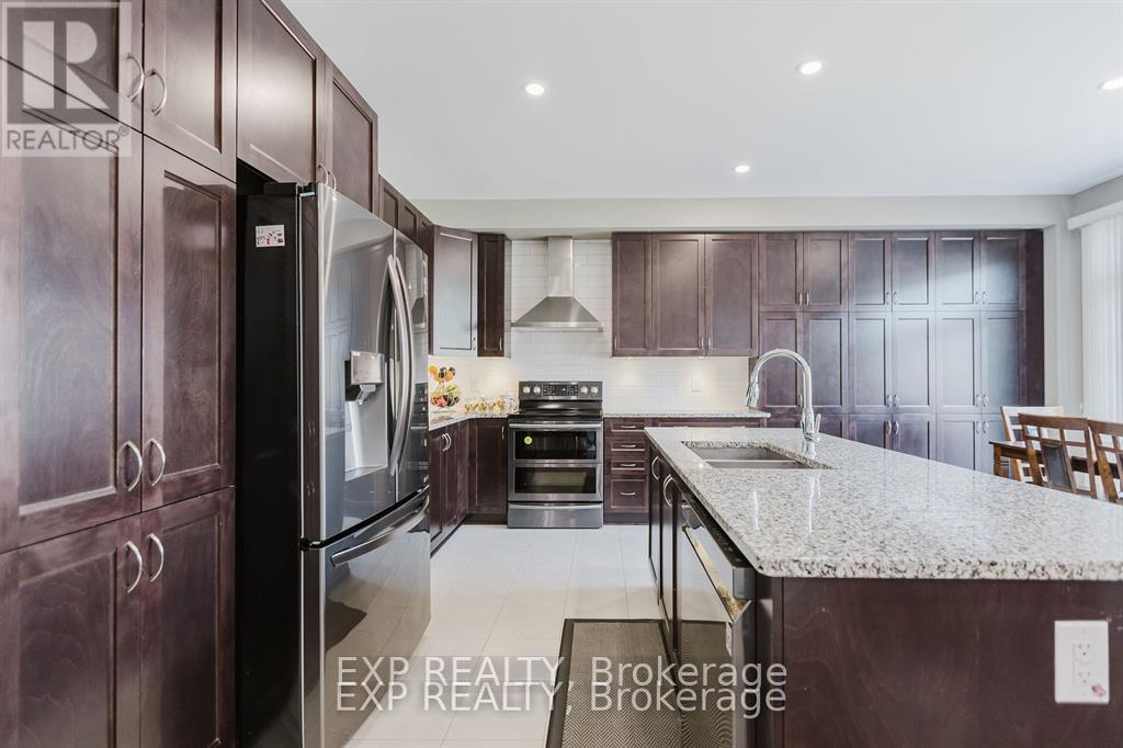 39 Clonfadda Terrace, Ottawa, Ontario  K2J 6E9 - Photo 5 - X12427573