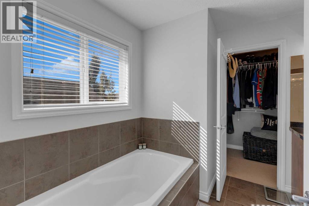 139 Cove Close, Chestermere, Alberta  T1X 1V4 - Photo 25 - A2258909