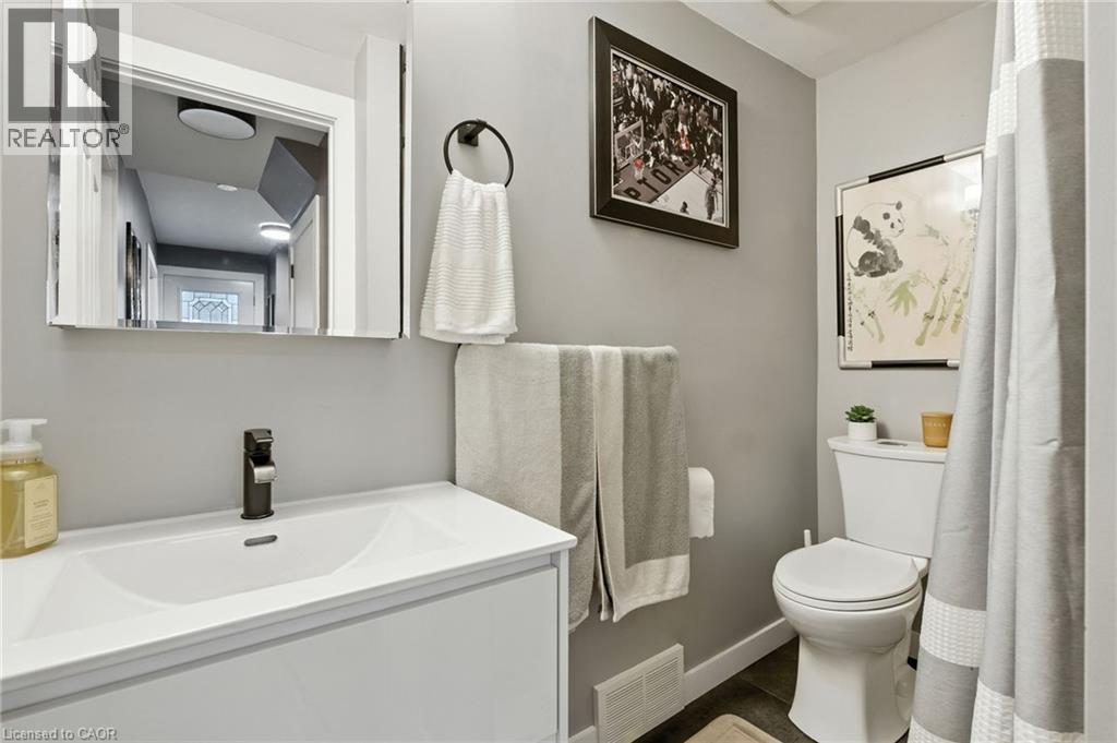 85 Crosthwaite Avenue N, Hamilton, Ontario  L8H 4V3 - Photo 14 - 40773791