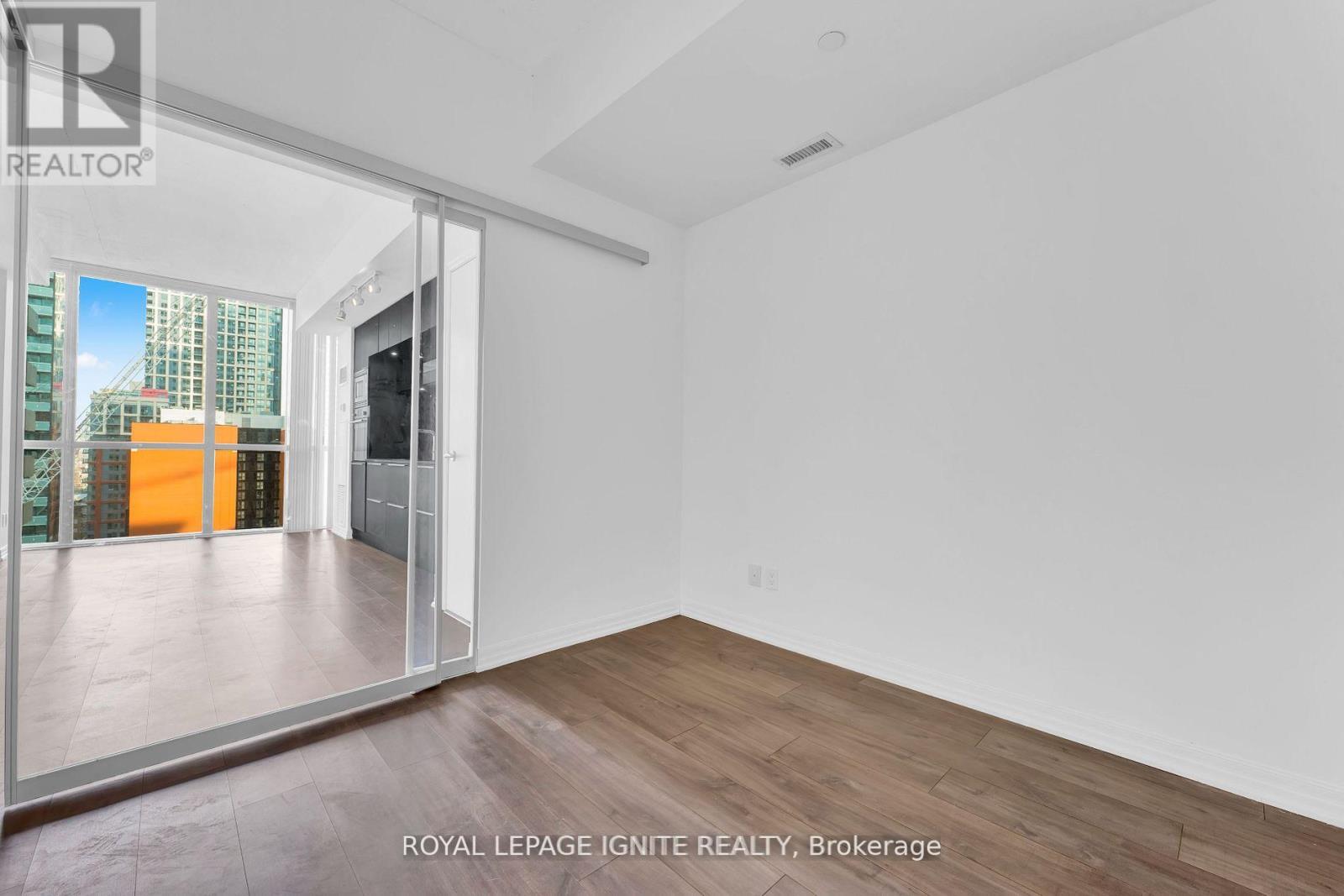 1314 - 88 Blue Jays Way, Toronto, Ontario  M5V 0L7 - Photo 20 - C12427578
