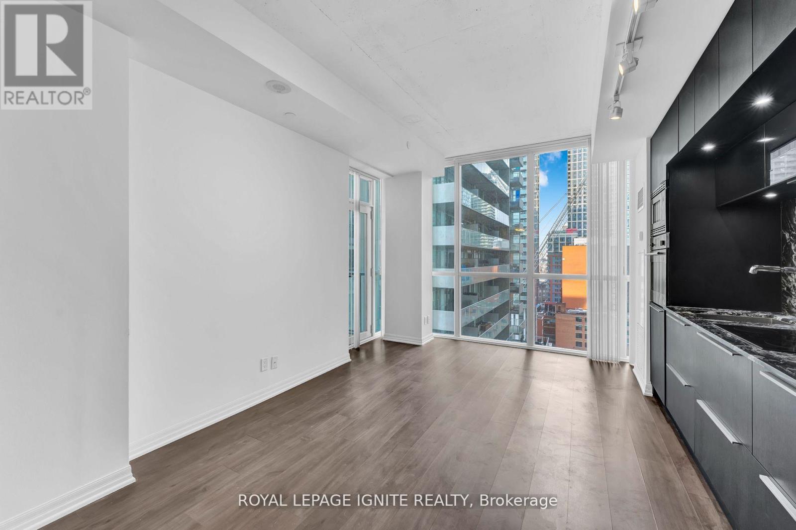 1314 - 88 Blue Jays Way, Toronto, Ontario  M5V 0L7 - Photo 22 - C12427578