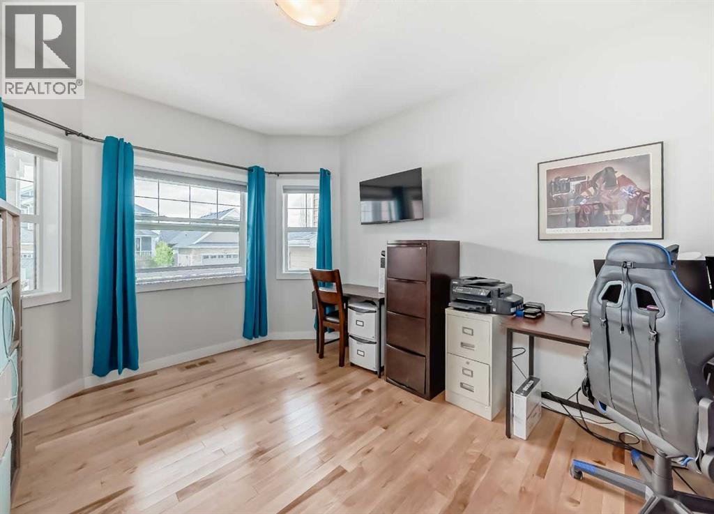 18 Ridge View Place, Cochrane, Alberta  T4C 0P9 - Photo 4 - A2224166