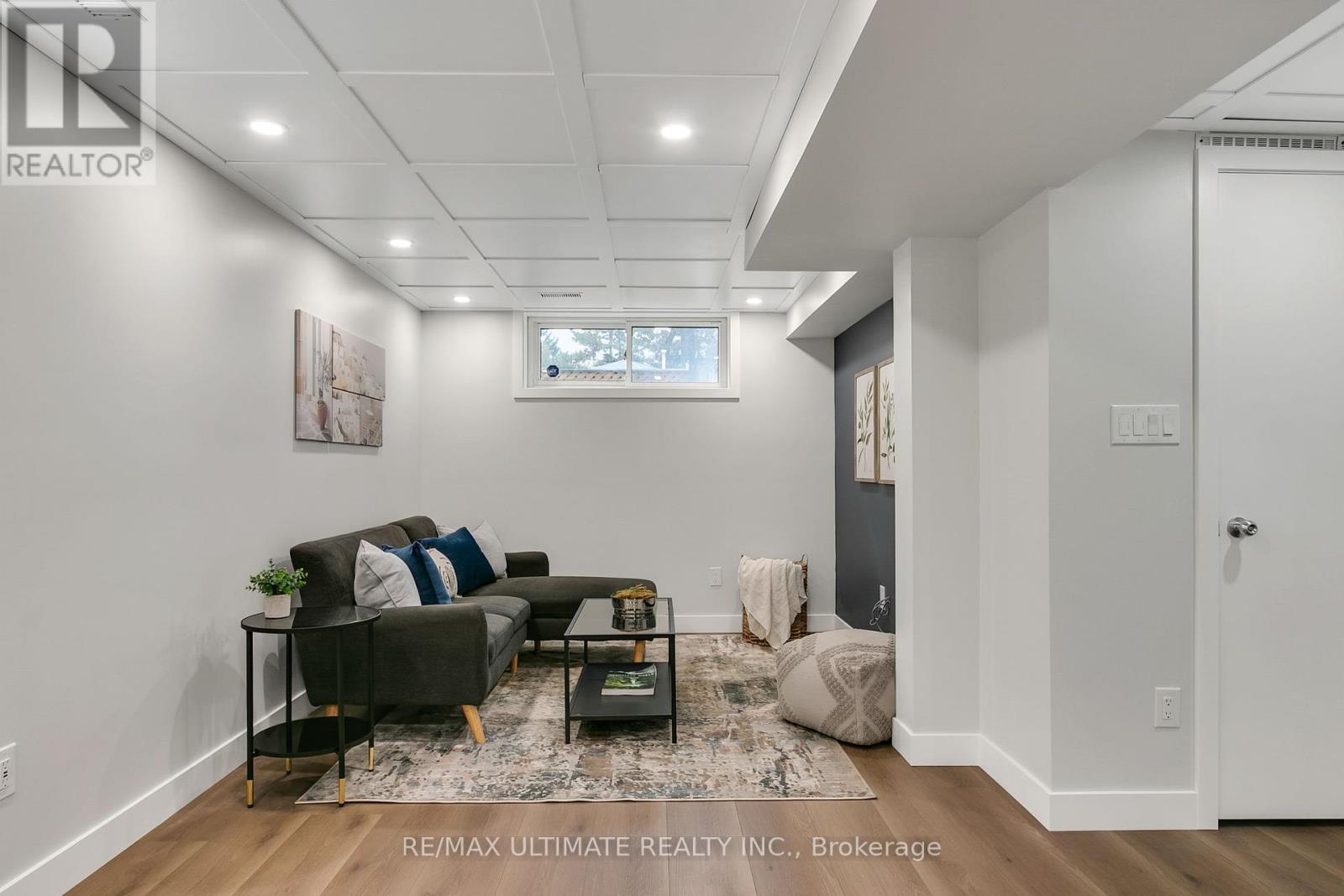 134 Verobeach Boulevard, Toronto, Ontario  M9M 1R1 - Photo 38 - W12425968