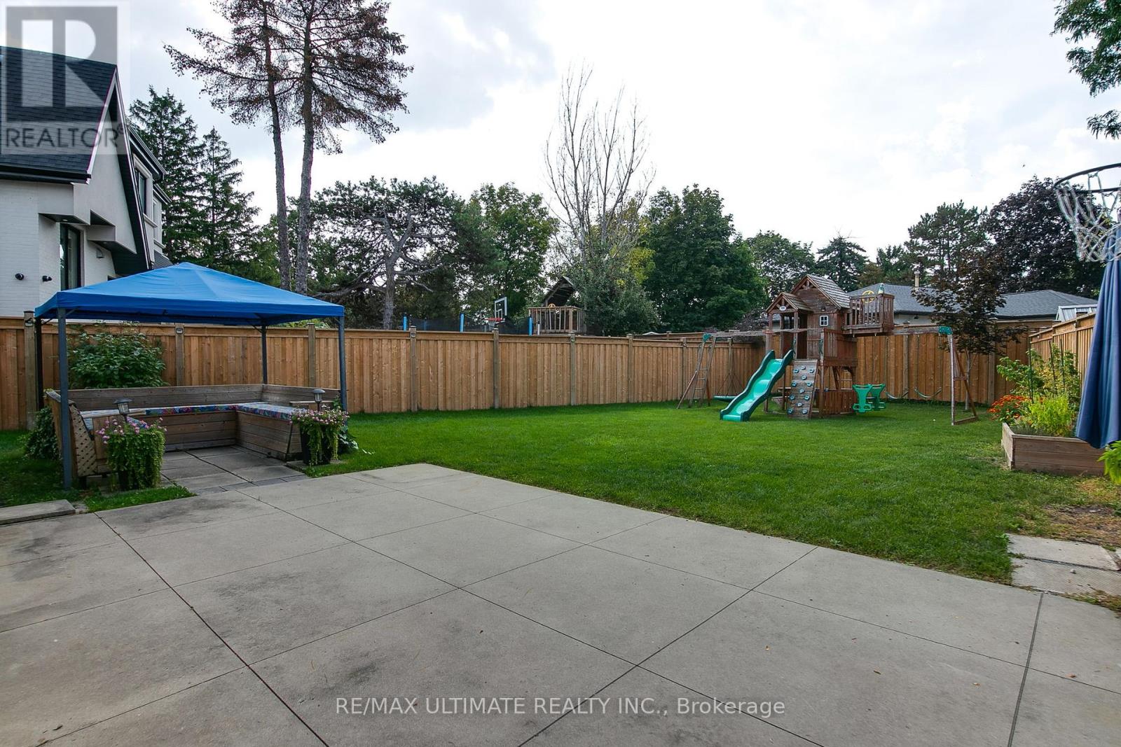 134 Verobeach Boulevard, Toronto, Ontario  M9M 1R1 - Photo 41 - W12425968