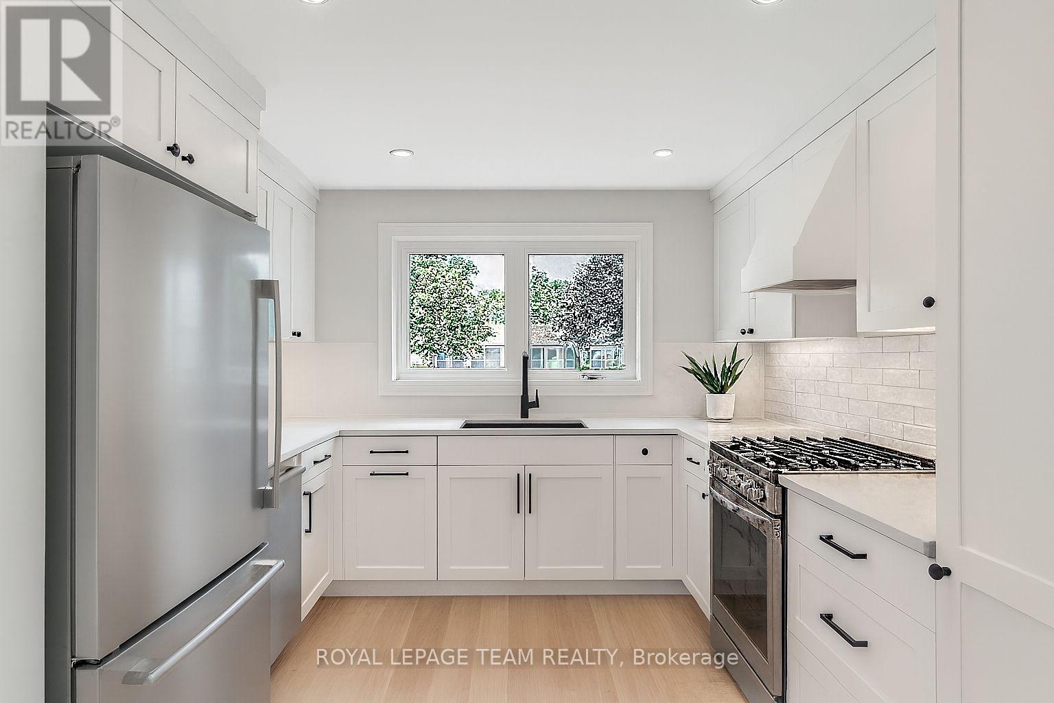 1119 Firefly Lane, Ottawa, Ontario  K4M 0T6 - Photo 16 - X12424536