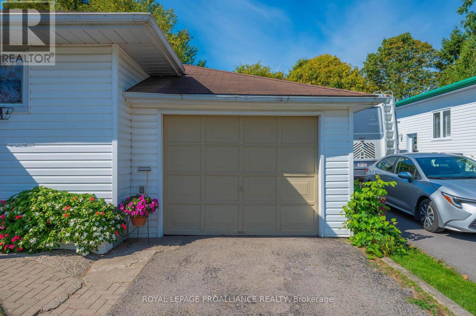 427 Victoria Street, Cobourg, Ontario  K9A 3H1 - Photo 17 - X12427602