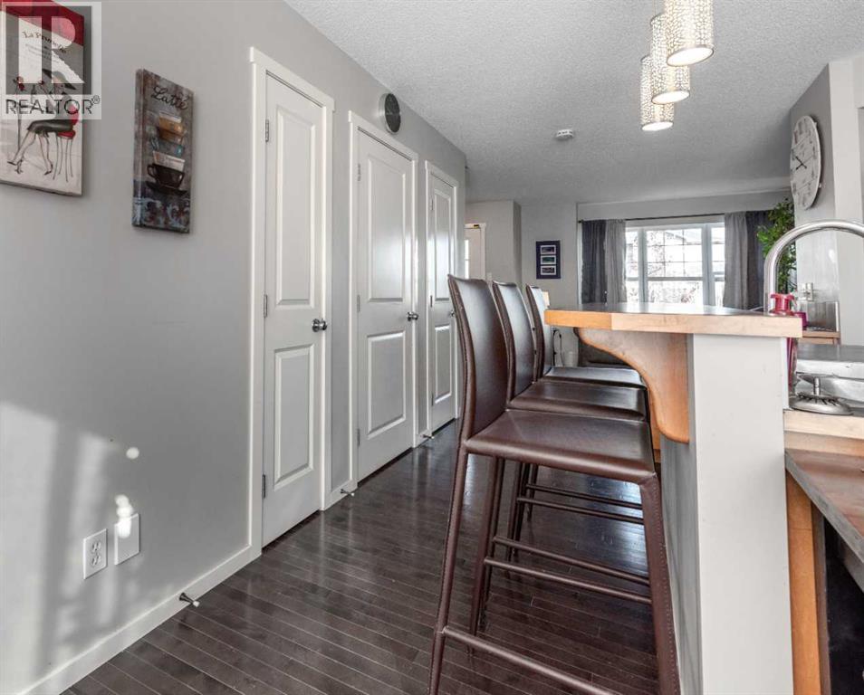 822 Panatella Boulevard Nw, Calgary, Alberta  T3K 0N7 - Photo 7 - A2259736