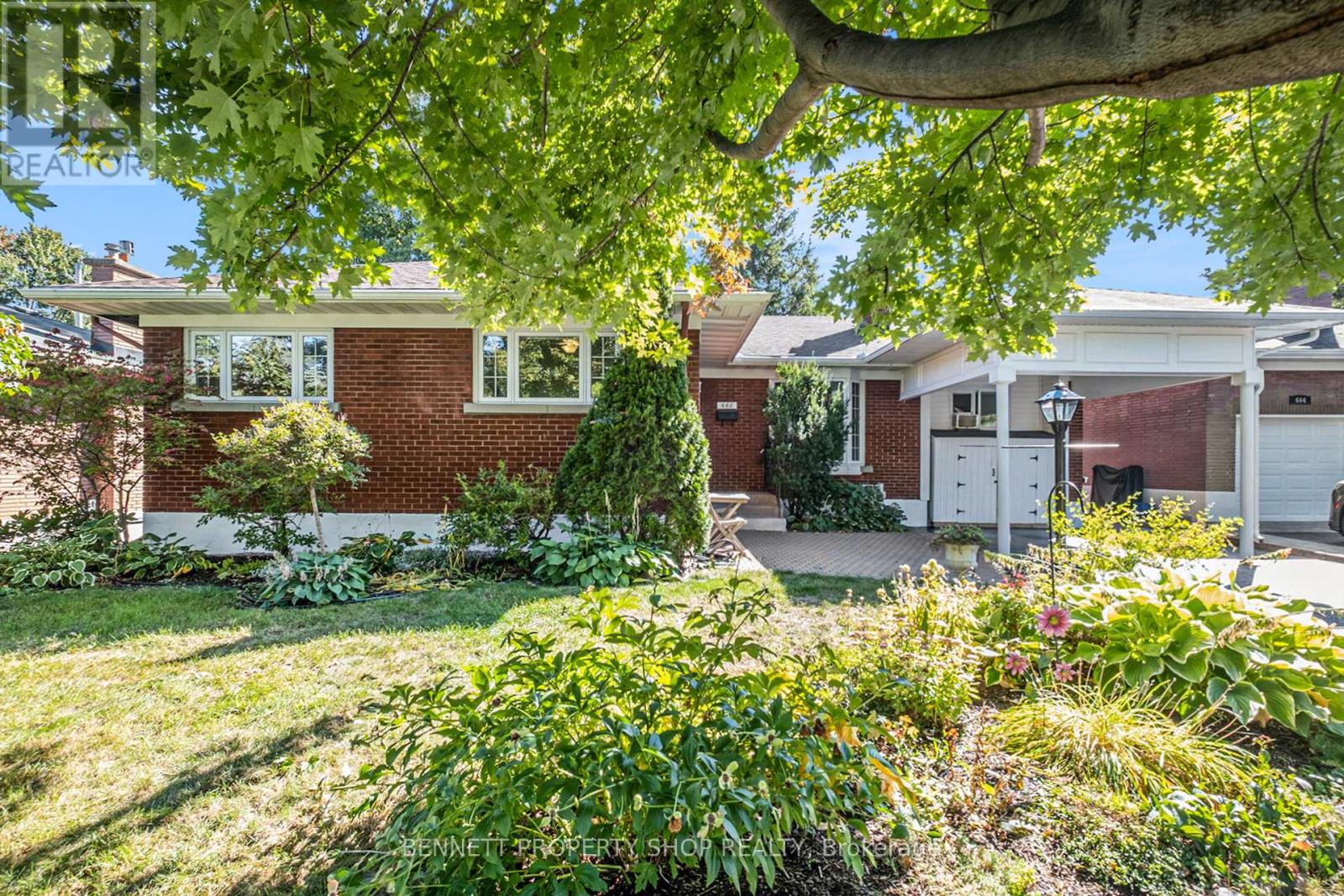 668 CHAPMAN BOULEVARD, Ottawa, Ontario