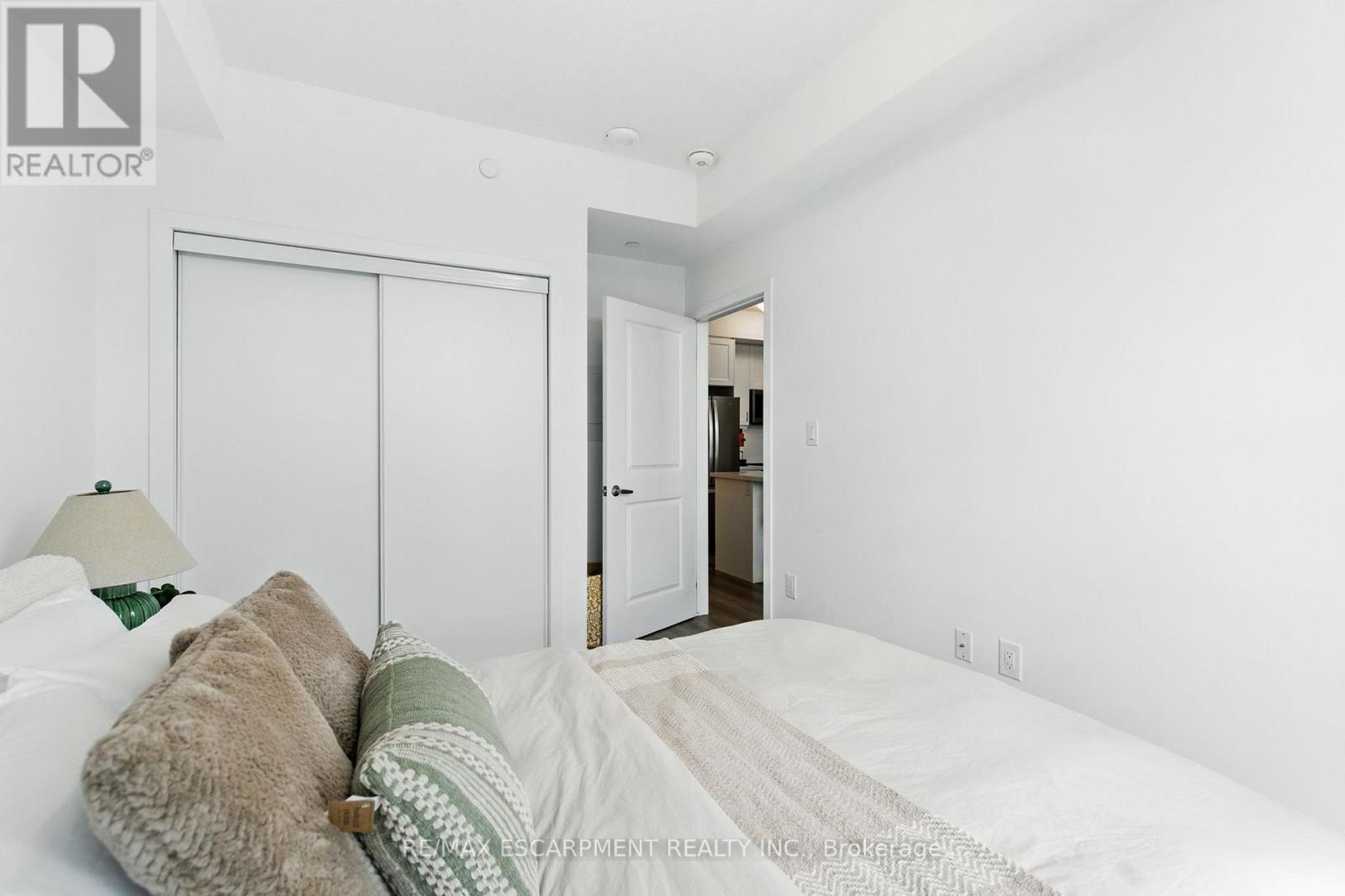 313 - 460 Dundas Street E, Hamilton, Ontario  L8B 2A5 - Photo 21 - X12427577