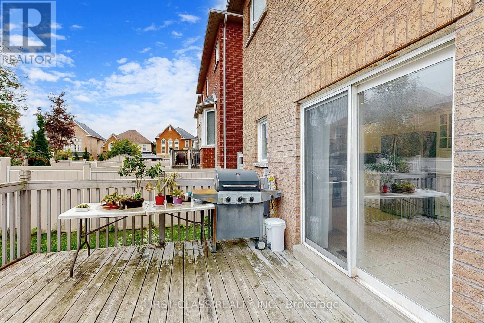 79 Carnoustie Crescent, Richmond Hill, Ontario  L4E 0A1 - Photo 41 - N12426104