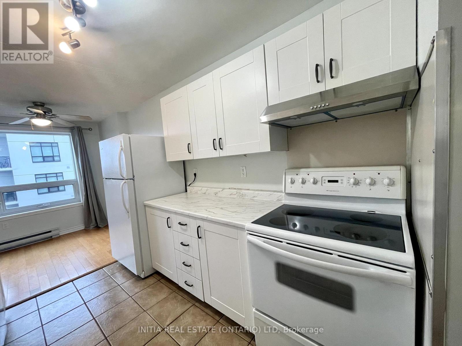 809 - 95 Base Line Road W, London South, Ontario  N6J 4X3 - Photo 10 - X12427611