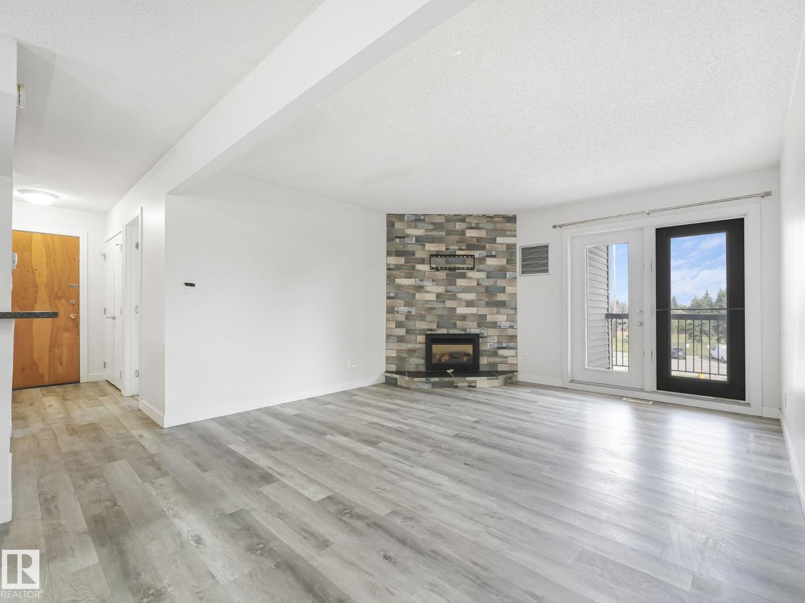 #303 10528 29 Av Nw, Edmonton, Alberta  T6J 4J2 - Photo 4 - E4449009