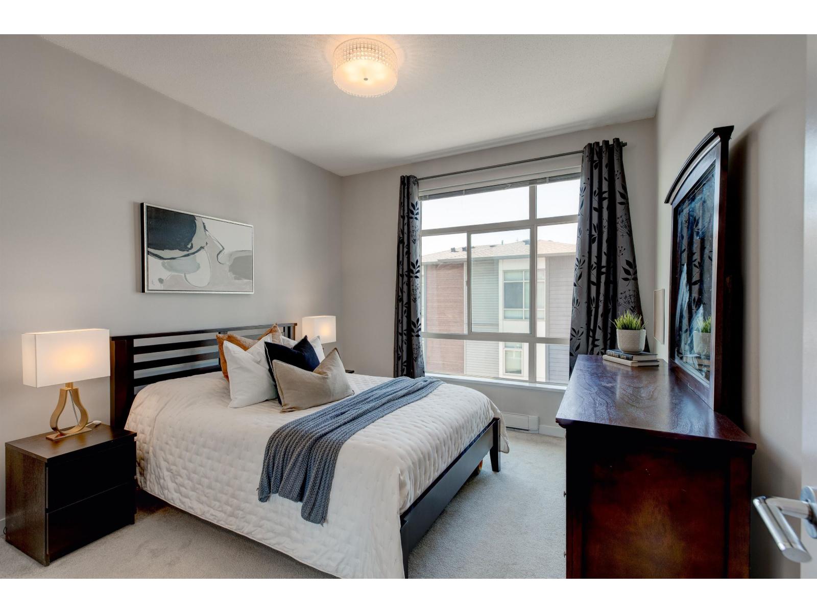 87 8473 163 STREET, Surrey, British Columbia