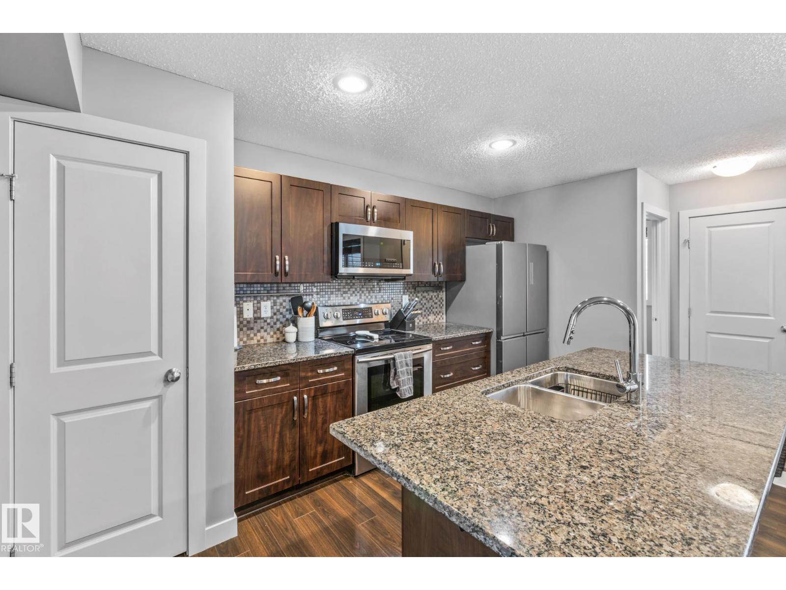 2390 Sparrow Cr Nw, Edmonton, Alberta  T5S 0G6 - Photo 11 - E4459545