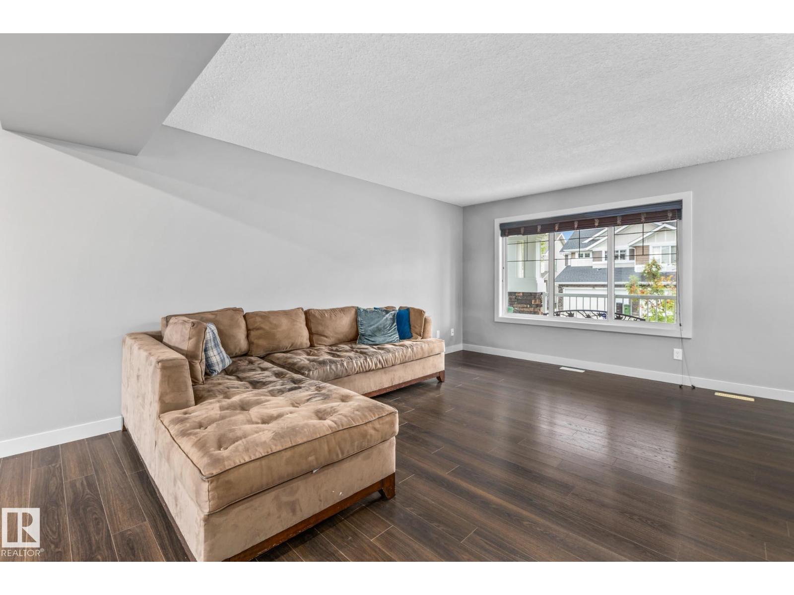 2390 Sparrow Cr Nw, Edmonton, Alberta  T5S 0G6 - Photo 7 - E4459545