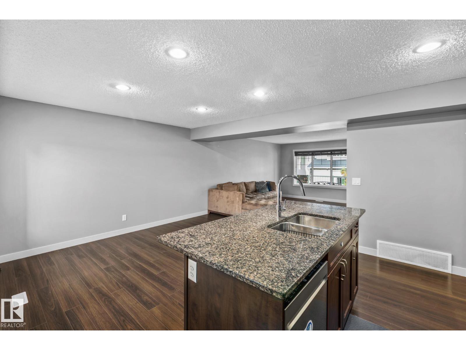 2390 Sparrow Cr Nw, Edmonton, Alberta  T5S 0G6 - Photo 14 - E4459545