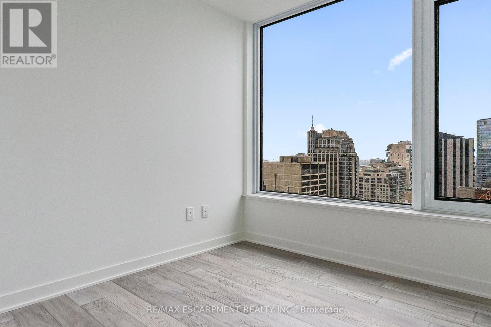 2113 - 11 Yorkville Avenue, Toronto, Ontario  M4W 1L2 - Photo 20 - C12427628