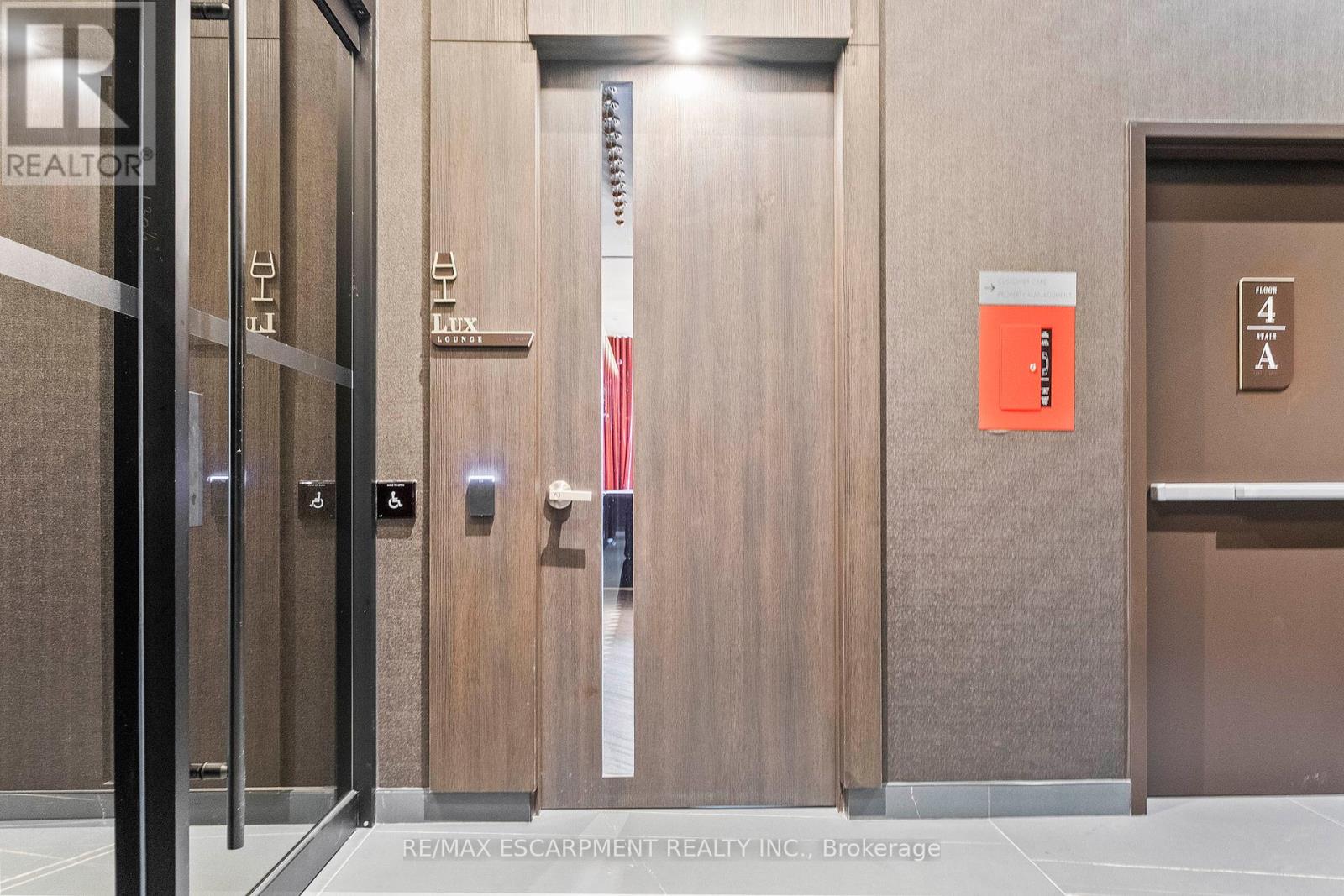 2113 - 11 Yorkville Avenue, Toronto, Ontario  M4W 1L2 - Photo 26 - C12427628