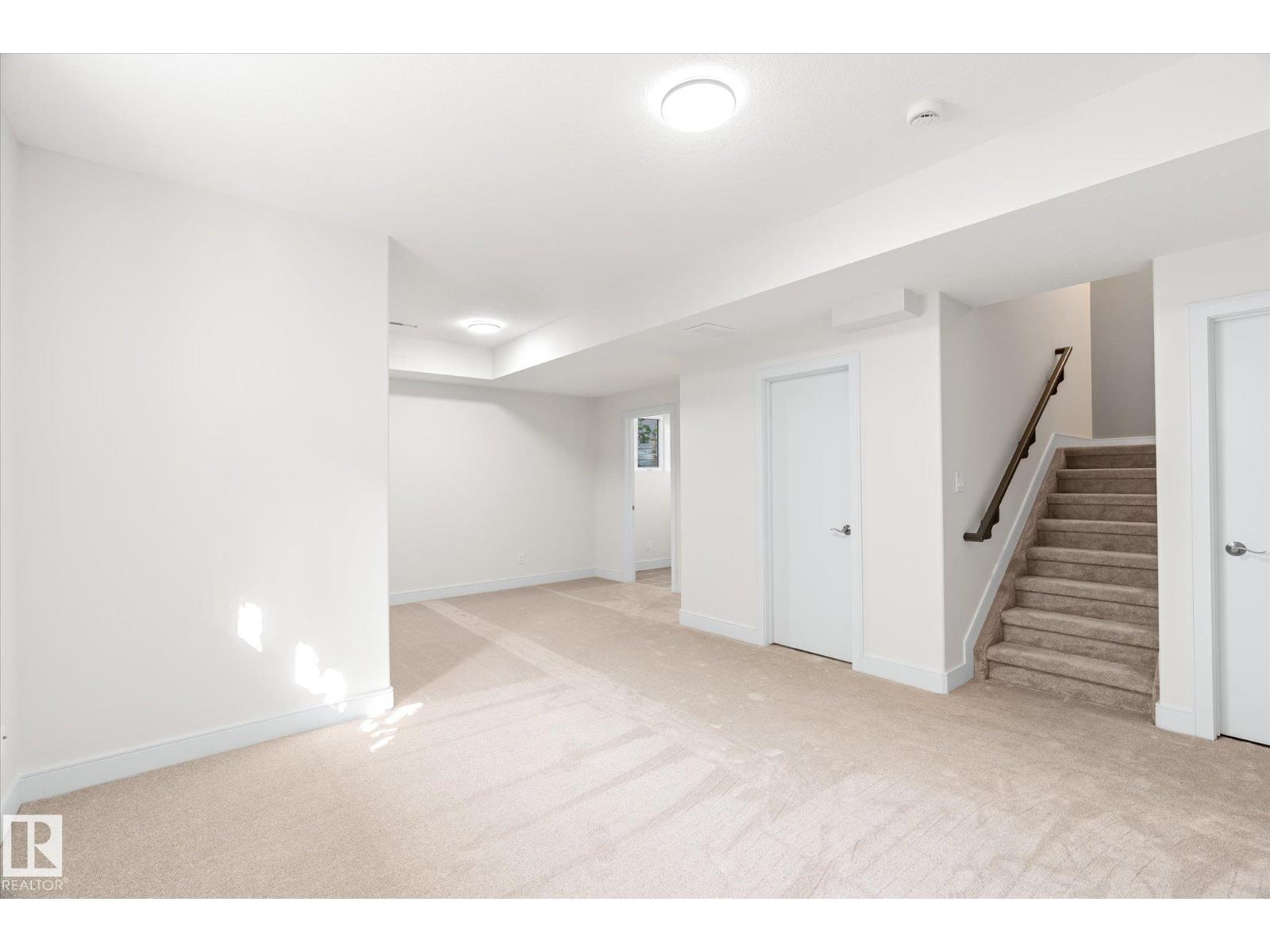 9306 91 St Nw, Edmonton, Alberta  T6C 3N9 - Photo 28 - E4459553