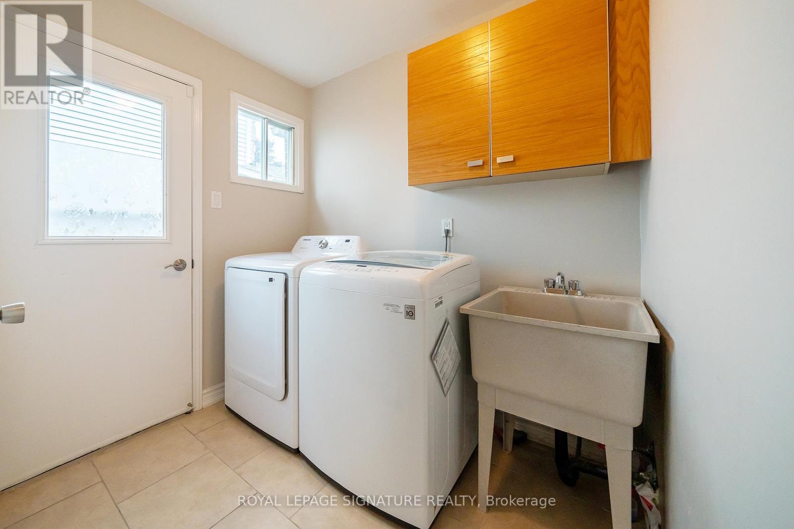 1239 Barnwood Square, Pickering, Ontario  L1X 1C6 - Photo 21 - E12427613