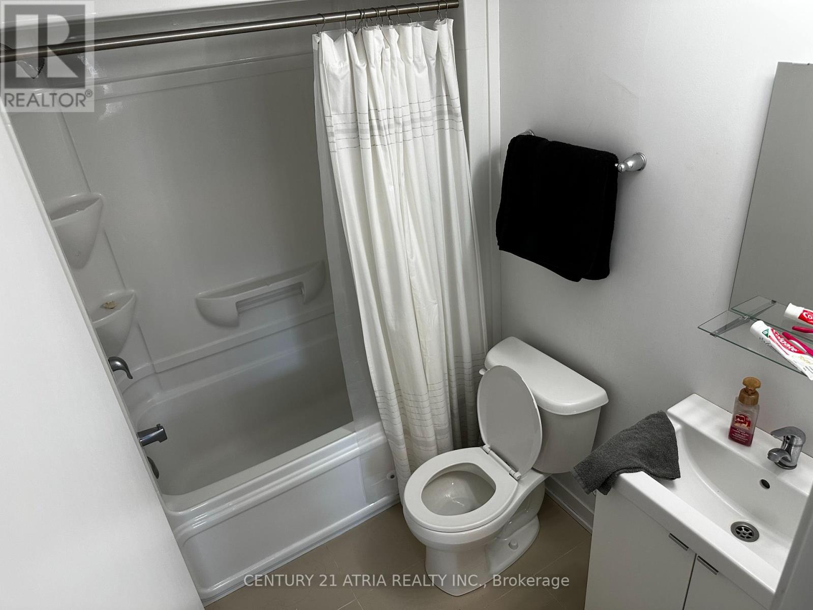 105 - 1780 Simcoe Street N, Oshawa, Ontario  L1G 4X9 - Photo 6 - E12427630