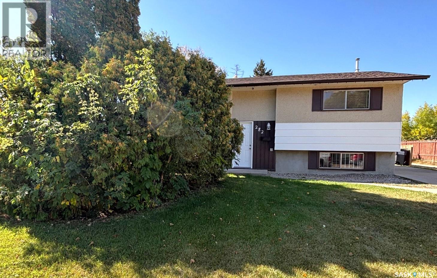 282 Haviland Crescent, Saskatoon, Saskatchewan  S7L 5A4 - Photo 2 - SK019373