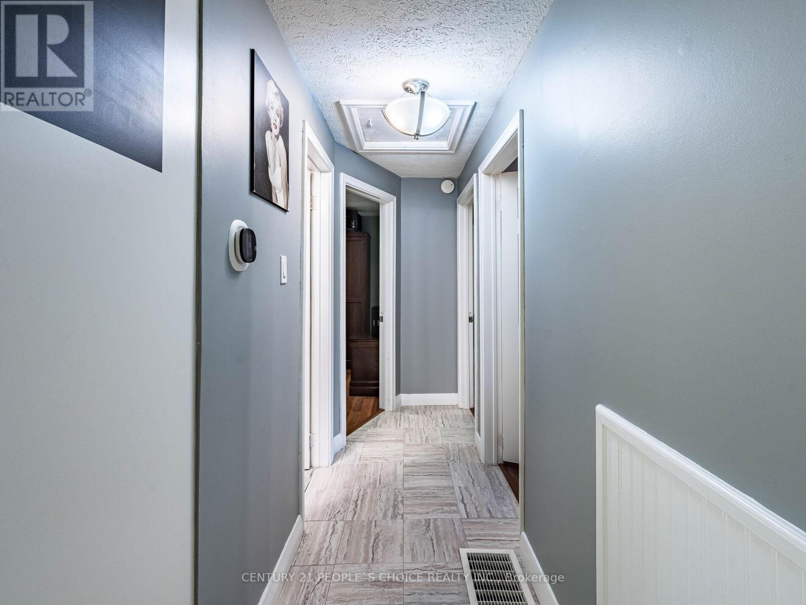 120 Queen Street, Essa, Ontario  L0M 1B0 - Photo 17 - N12427629