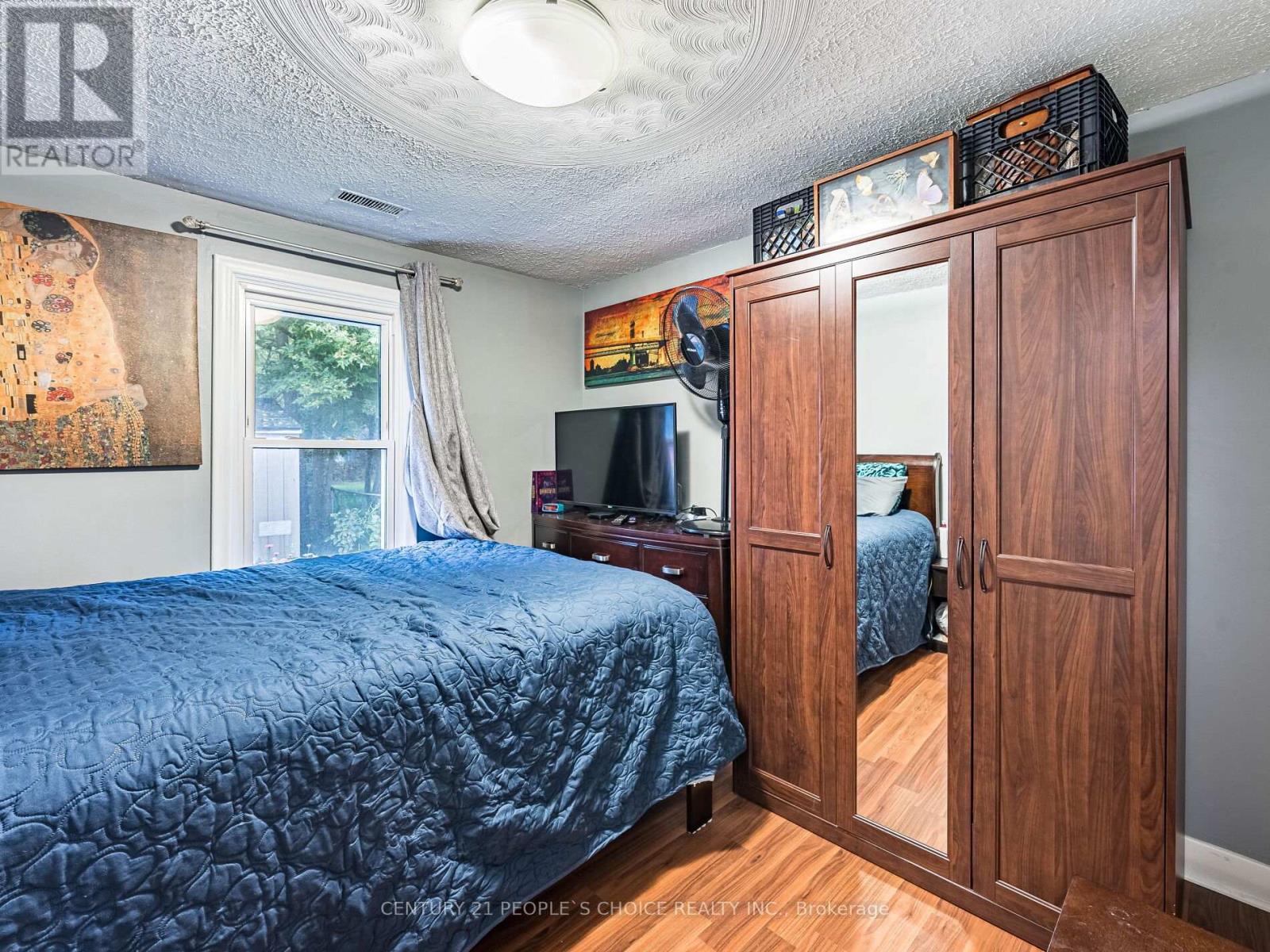 120 Queen Street, Essa, Ontario  L0M 1B0 - Photo 18 - N12427629