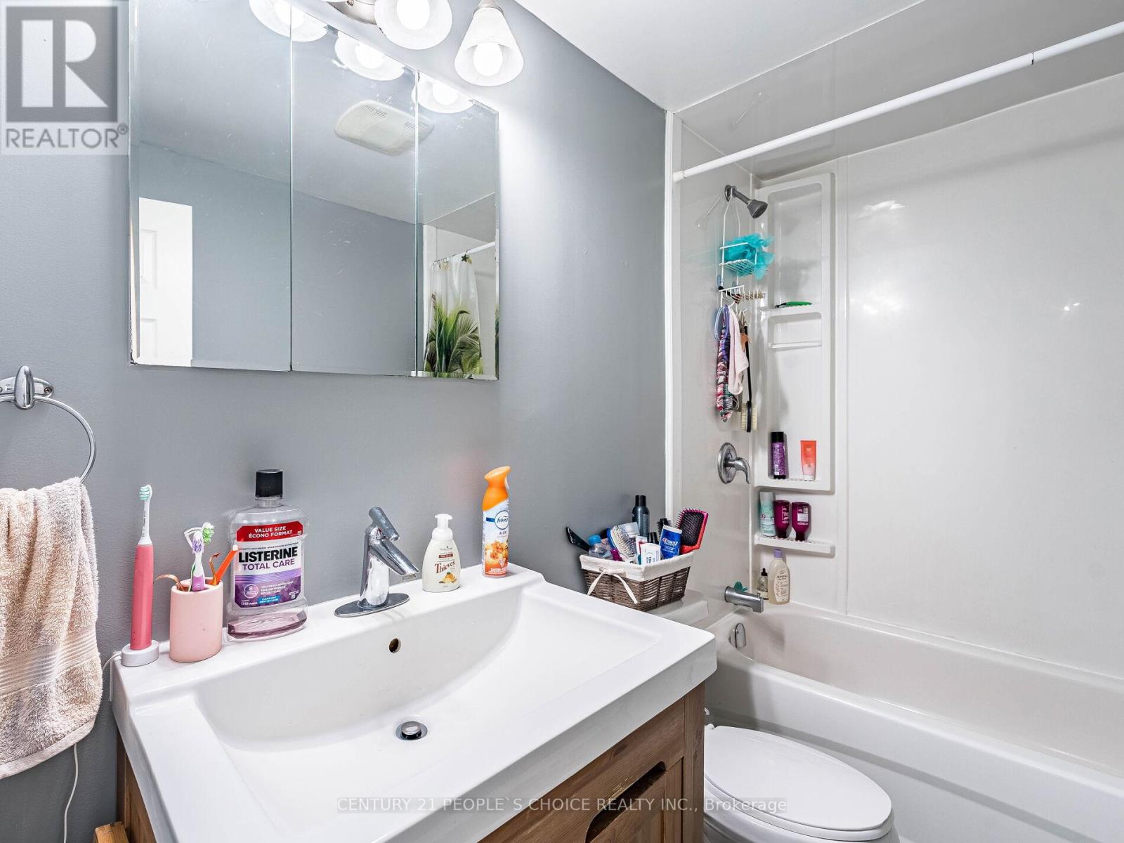 120 Queen Street, Essa, Ontario  L0M 1B0 - Photo 22 - N12427629