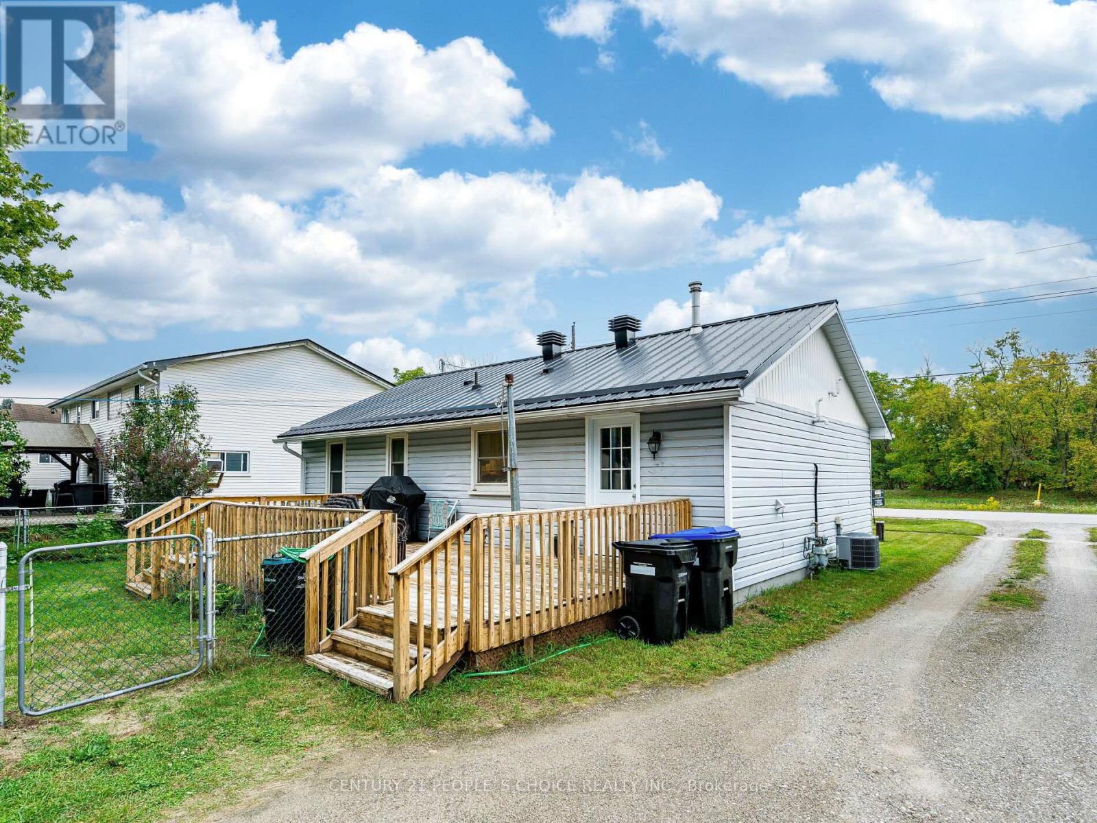 120 Queen Street, Essa, Ontario  L0M 1B0 - Photo 26 - N12427629