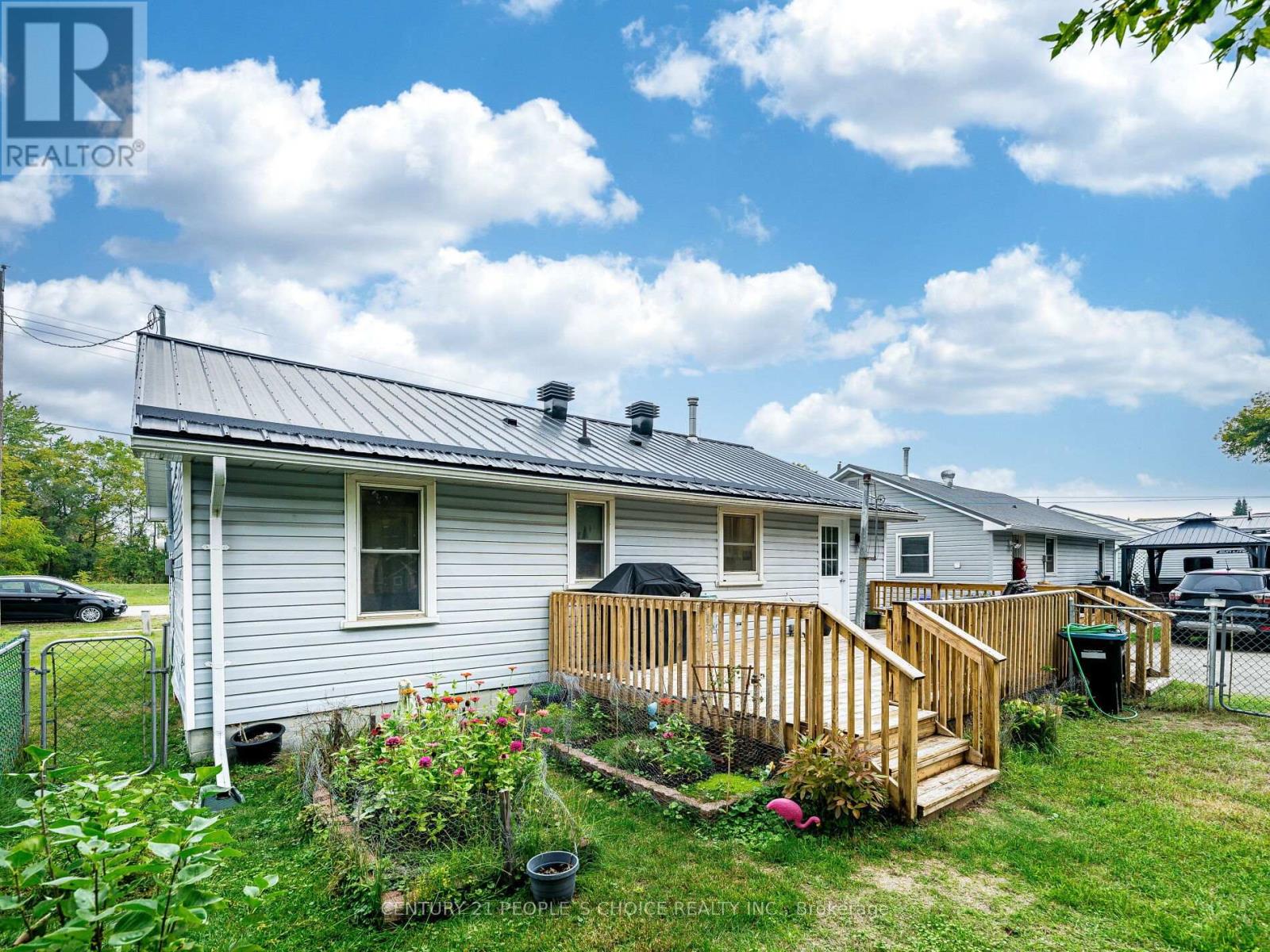 120 Queen Street, Essa, Ontario  L0M 1B0 - Photo 29 - N12427629