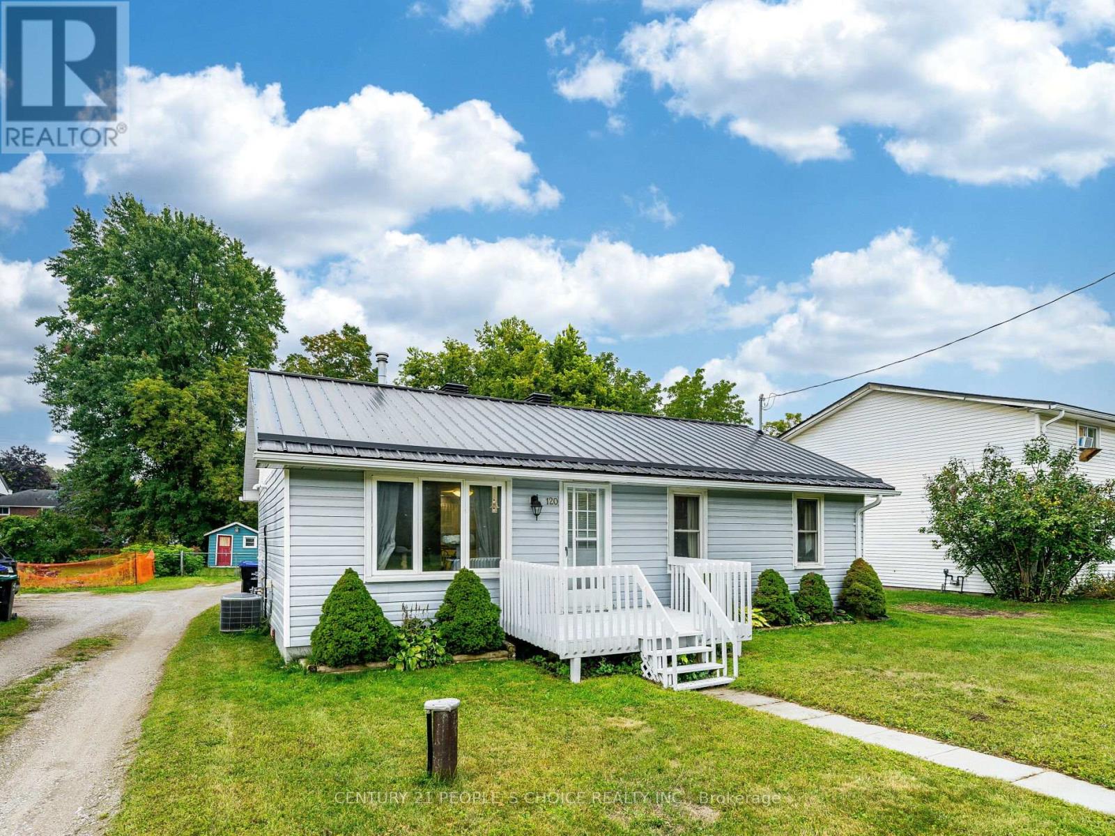 120 Queen Street, Essa, Ontario  L0M 1B0 - Photo 3 - N12427629