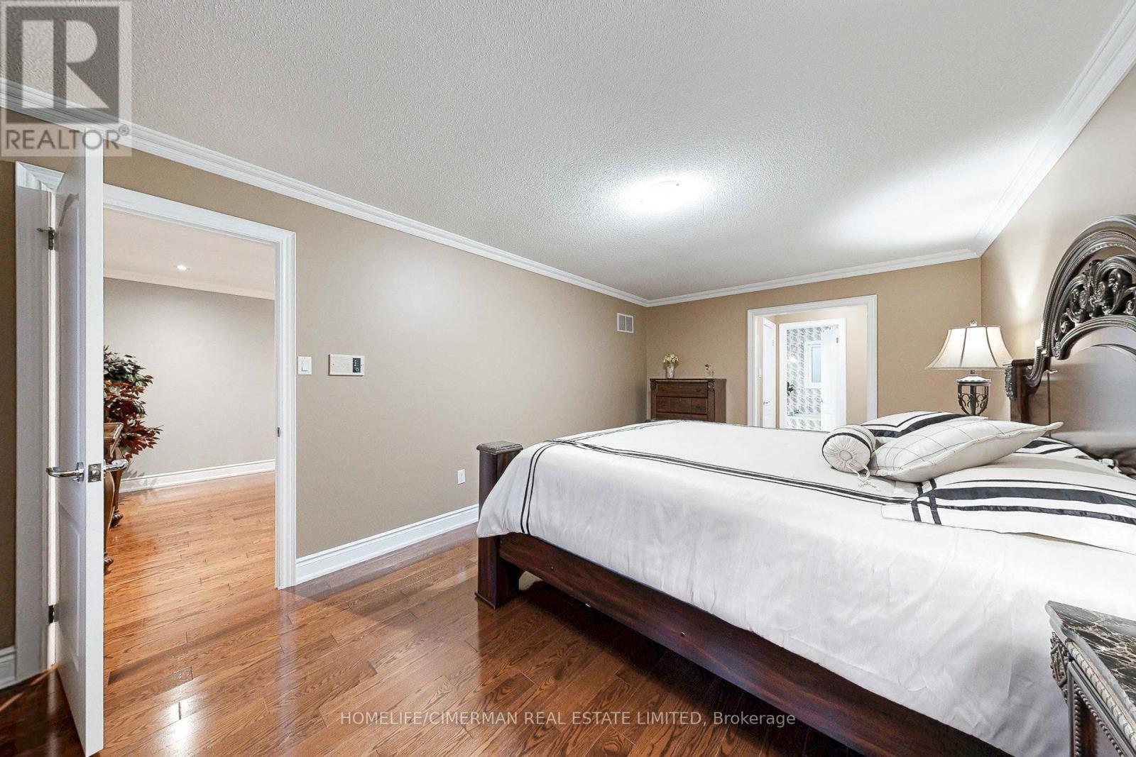 937 Stargazer Drive, Mississauga, Ontario  L5V 1E9 - Photo 35 - W12427590