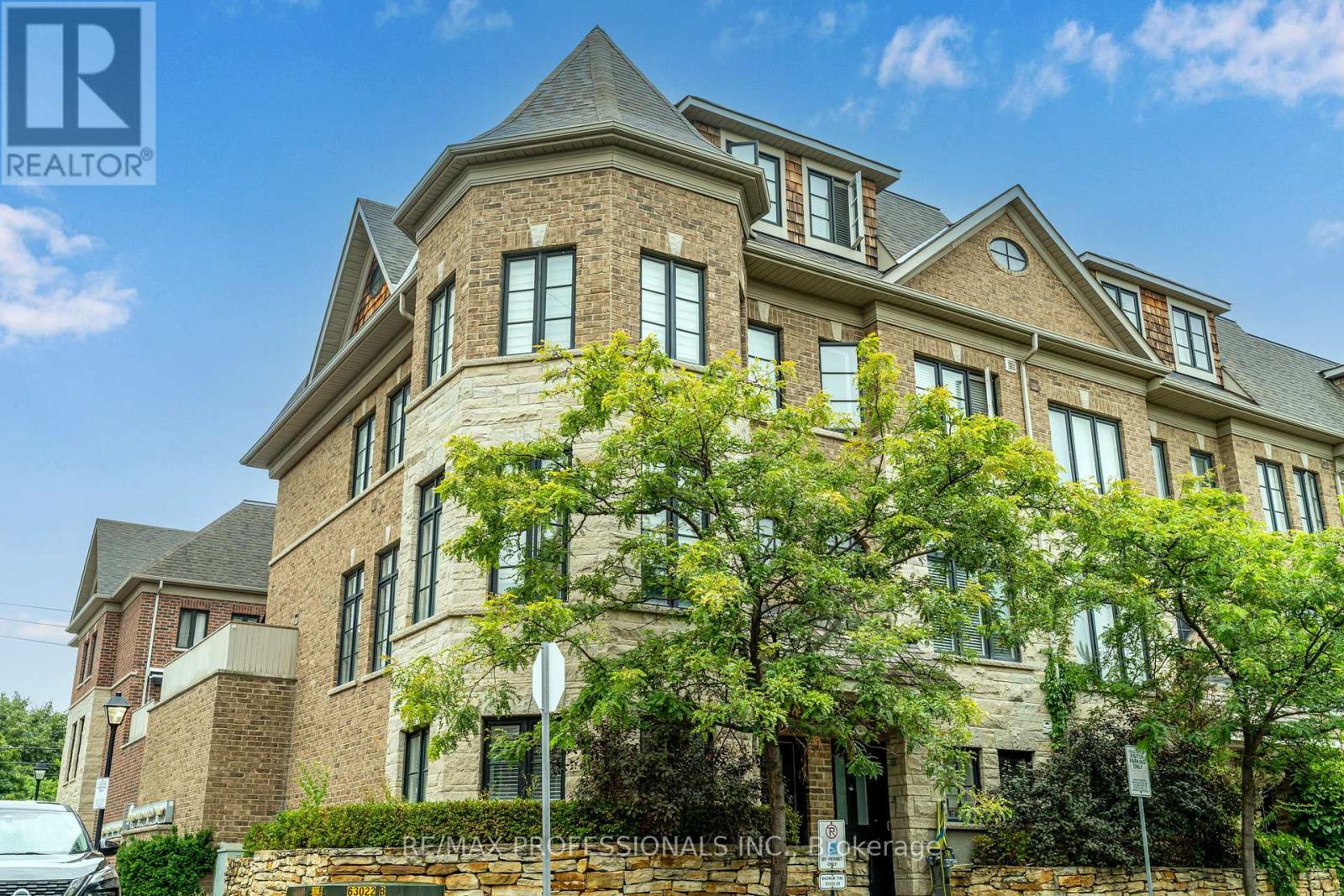 1 - 1812 Burnhamthorpe Road E, Mississauga, Ontario  L4X 0A3 - Photo 3 - W12427592
