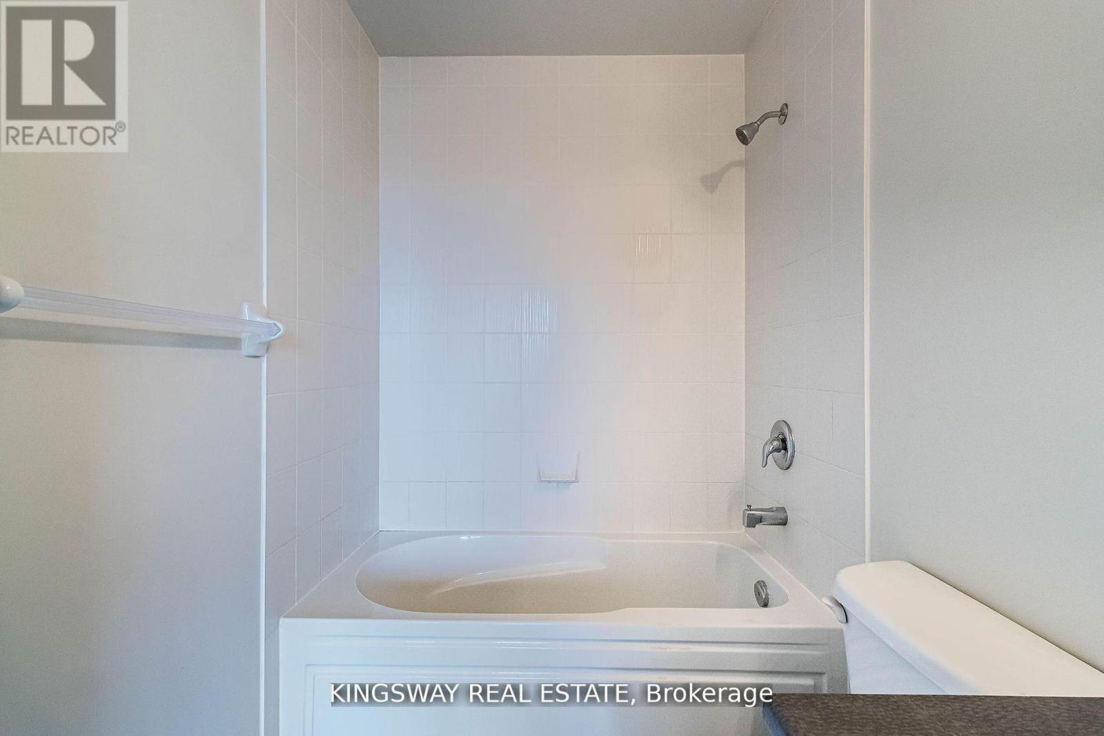 217 - 349 Rathburn Road W, Mississauga, Ontario  L5B 0G9 - Photo 20 - W12427625