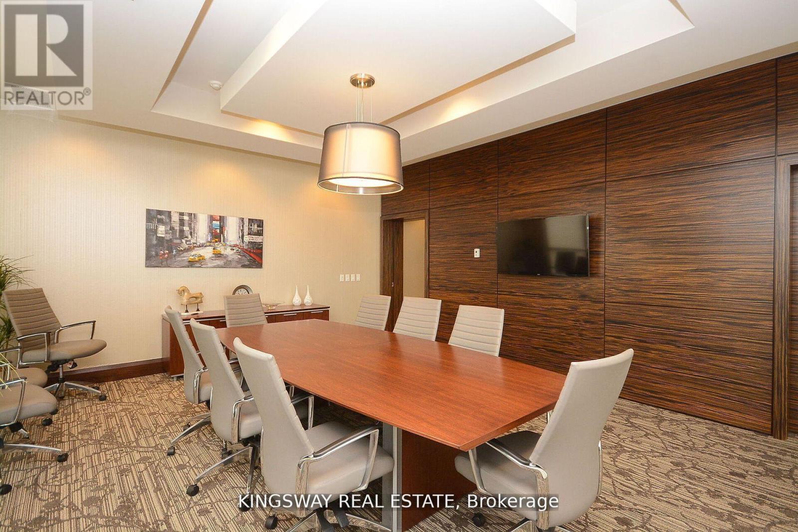 217 - 349 Rathburn Road W, Mississauga, Ontario  L5B 0G9 - Photo 30 - W12427625