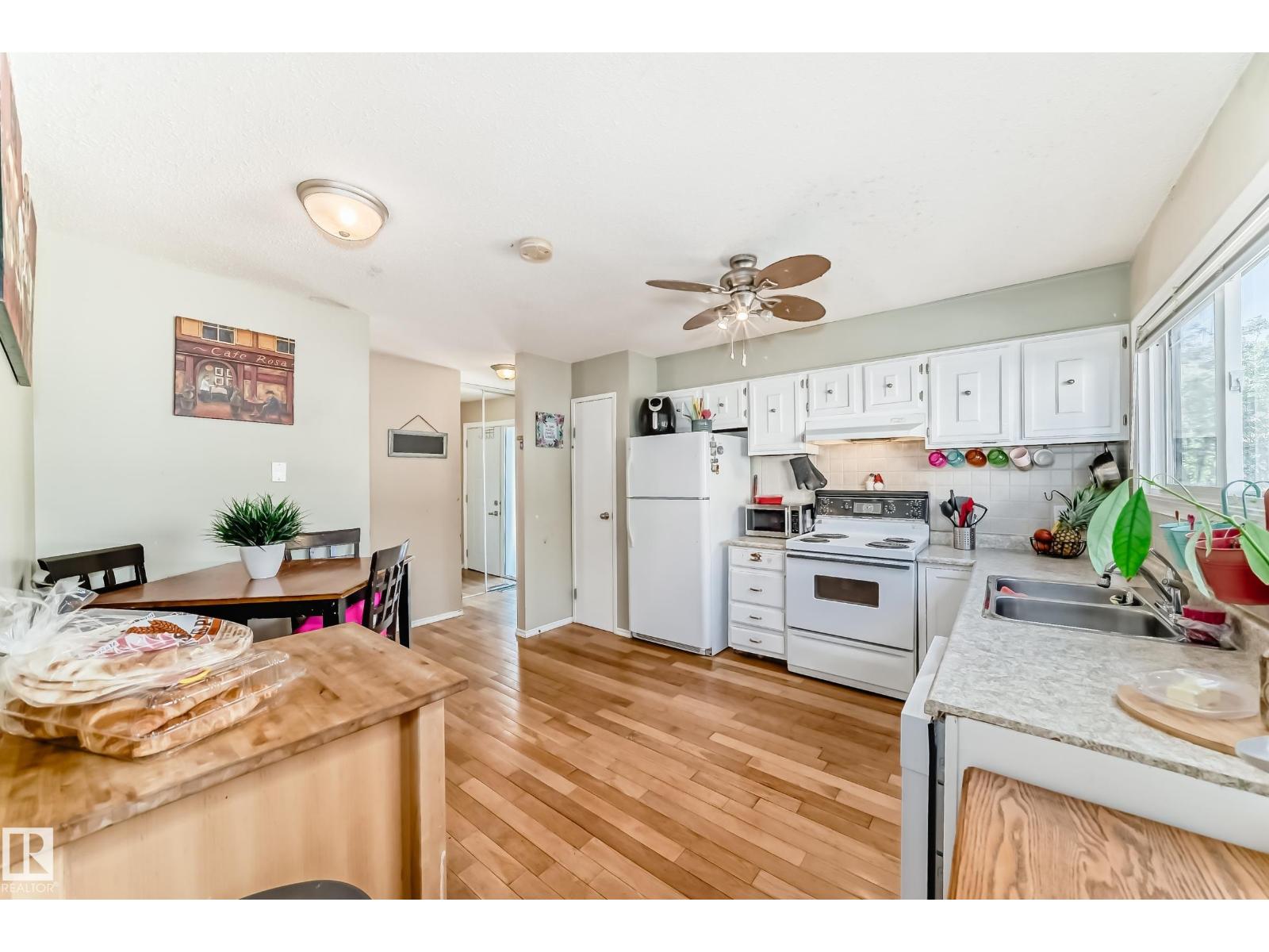 529 Knottwood Rd W Nw, Edmonton, Alberta  T6K 2V6 - Photo 11 - E4457921