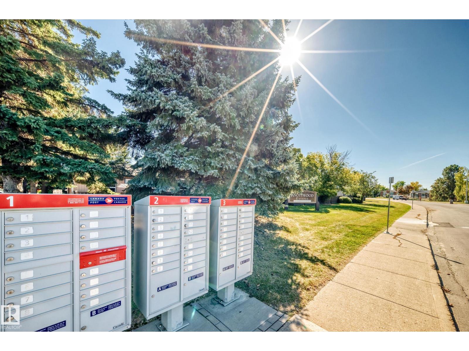 529 Knottwood Rd W Nw, Edmonton, Alberta  T6K 2V6 - Photo 43 - E4457921