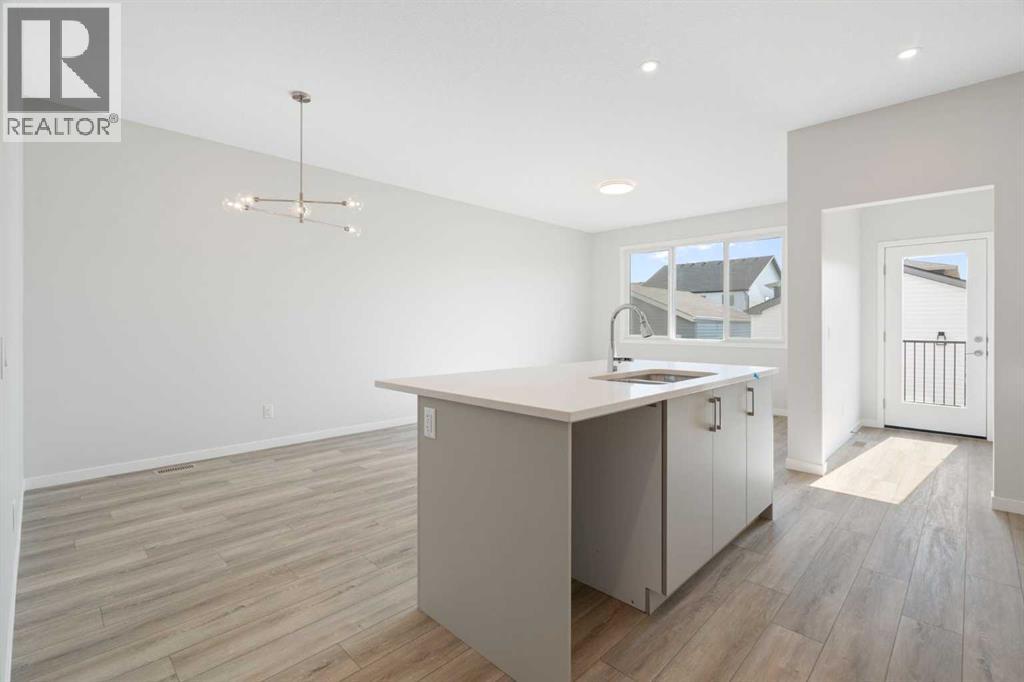 34 Herron Common Ne, Calgary, Alberta  T3P 2L1 - Photo 7 - A2257737