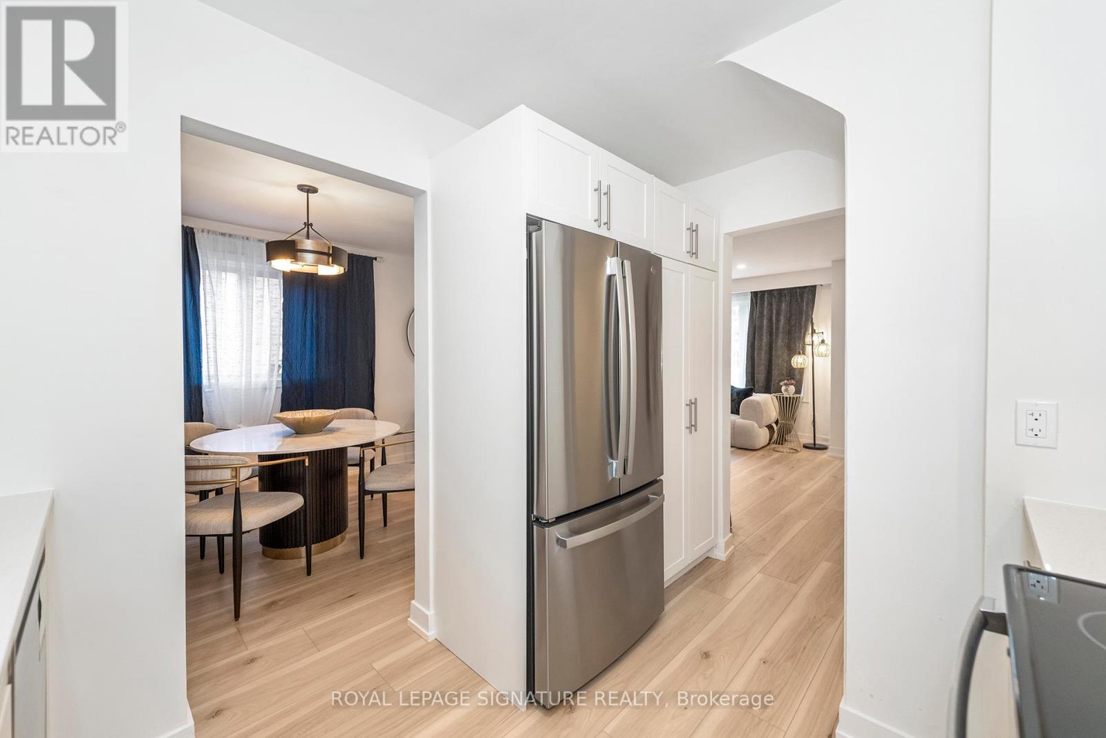 34-36 Delawana Drive, Hamilton (Riverdale), Ontario  L8E 1G4 - Photo 12 - X12427618