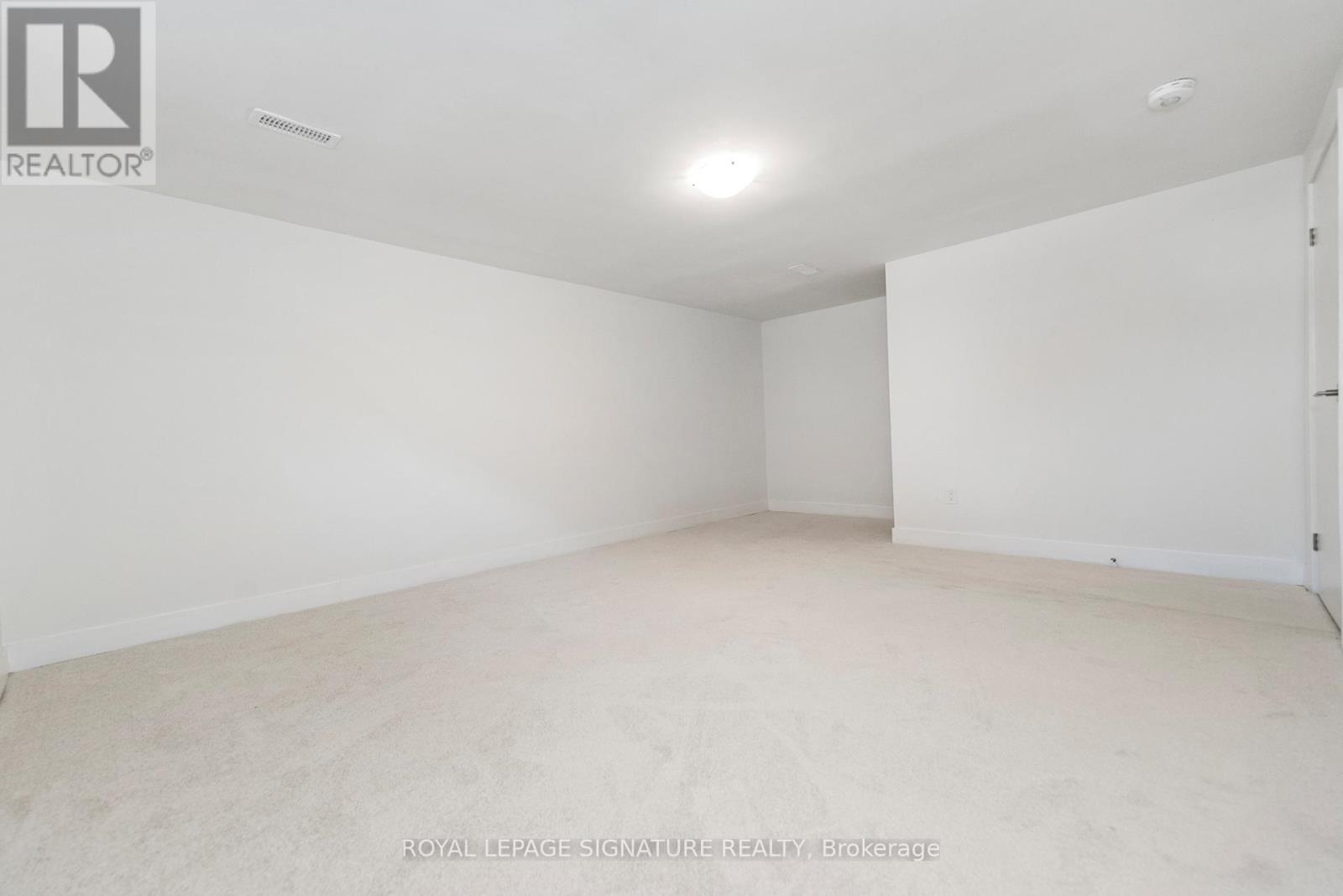 34-36 Delawana Drive, Hamilton (Riverdale), Ontario  L8E 1G4 - Photo 26 - X12427618