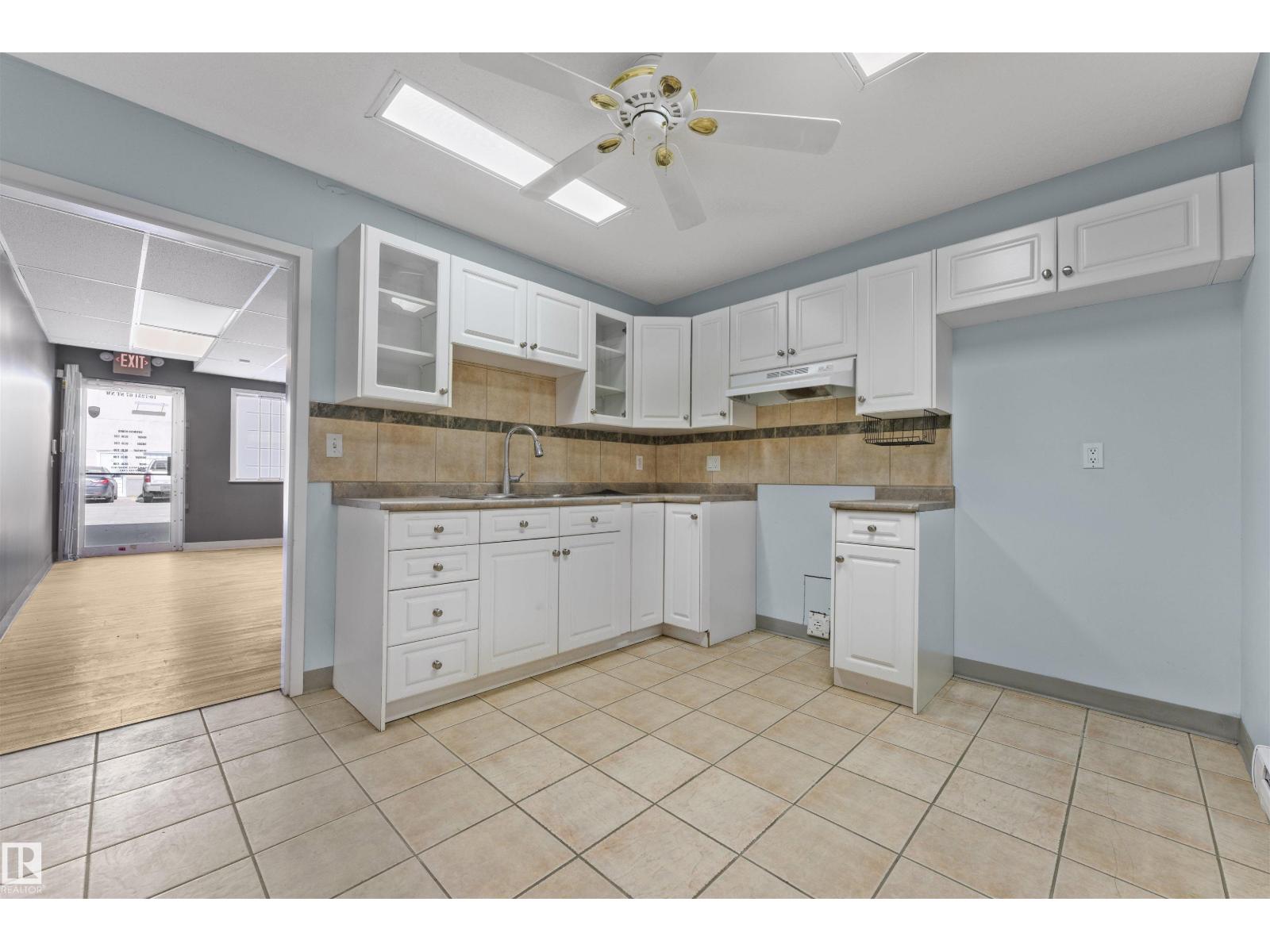 #10 7251 67 St Nw Nw, Edmonton, Alberta  T6B 3N3 - Photo 13 - E4459557
