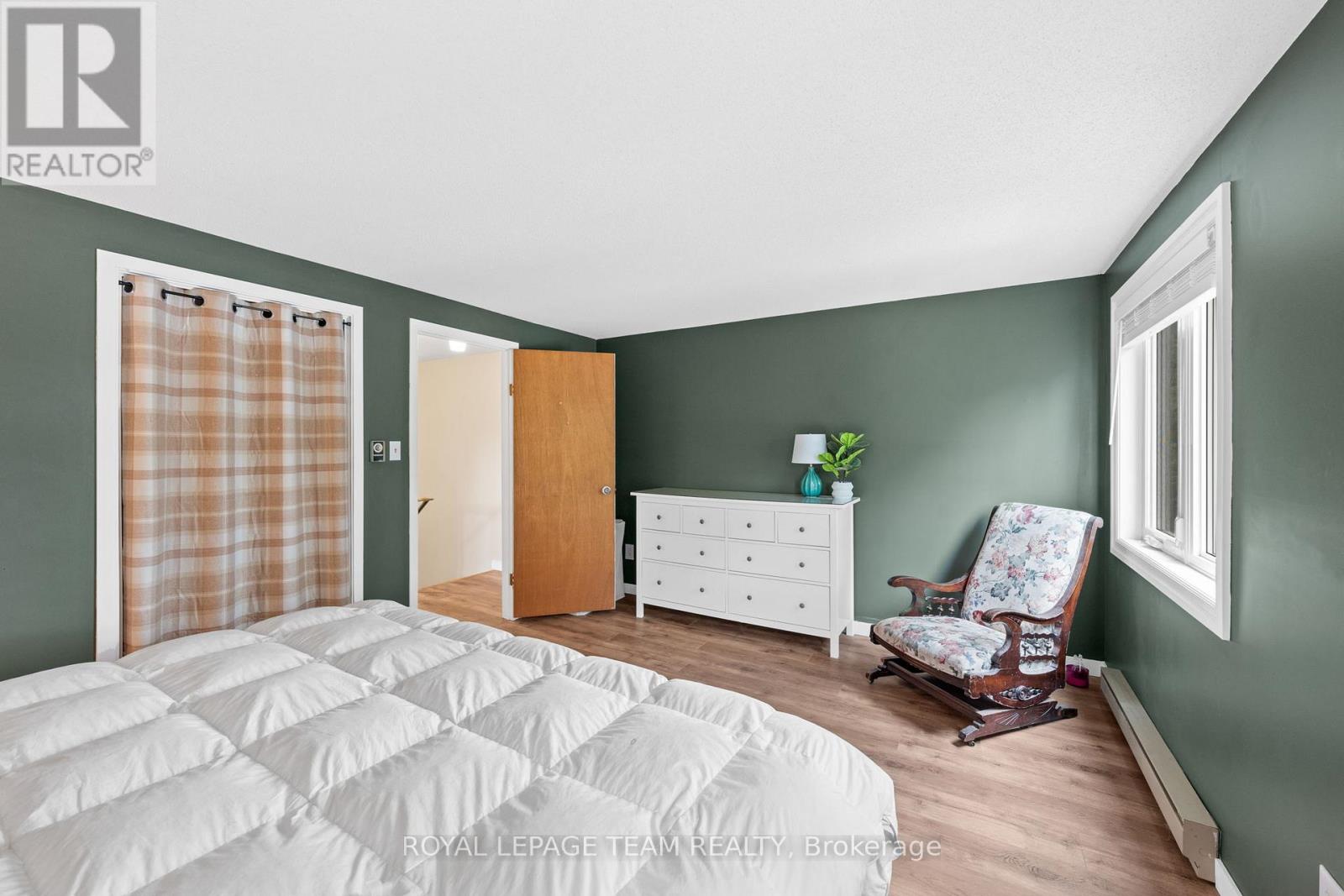 1119 Firefly Lane, Ottawa, Ontario  K4M 0T6 - Photo 32 - X12424536