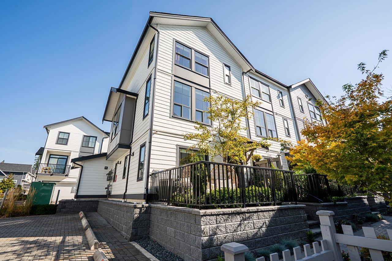 15 16565 24a Avenue, Surrey, British Columbia  V3Z 1H7 - Photo 2 - R3052157