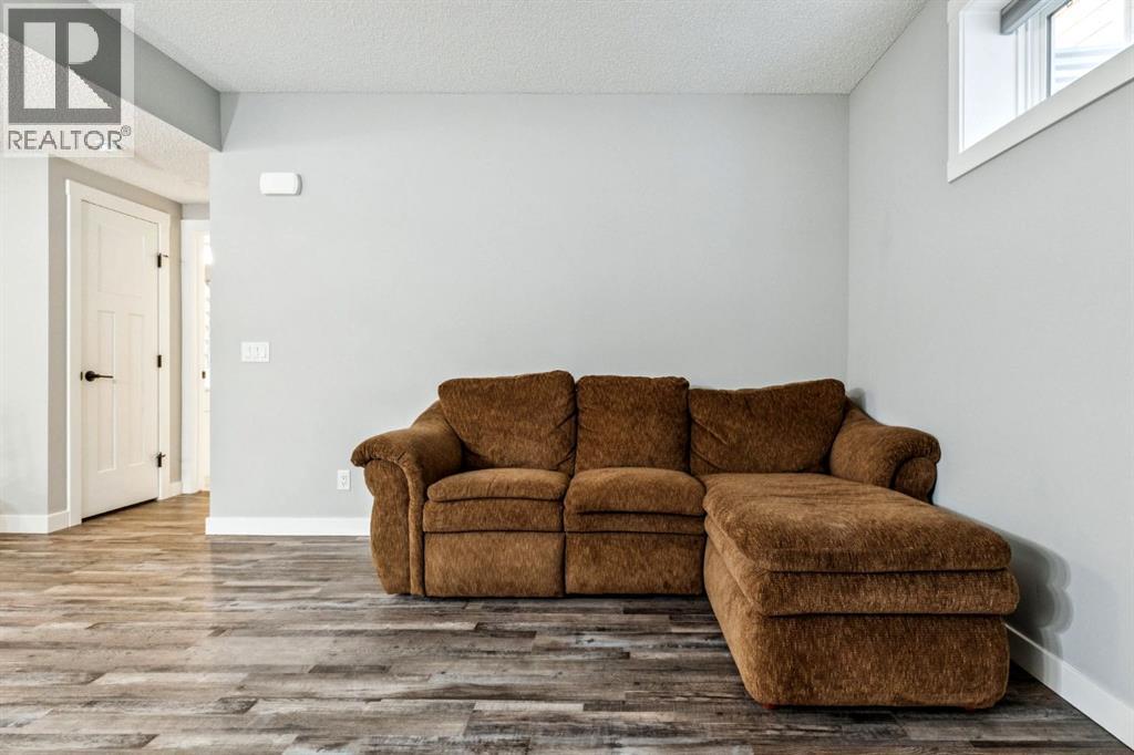 832 Chinook Gate Parade Sw, Airdrie, Alberta  T0M 0E0 - Photo 36 - A2259019