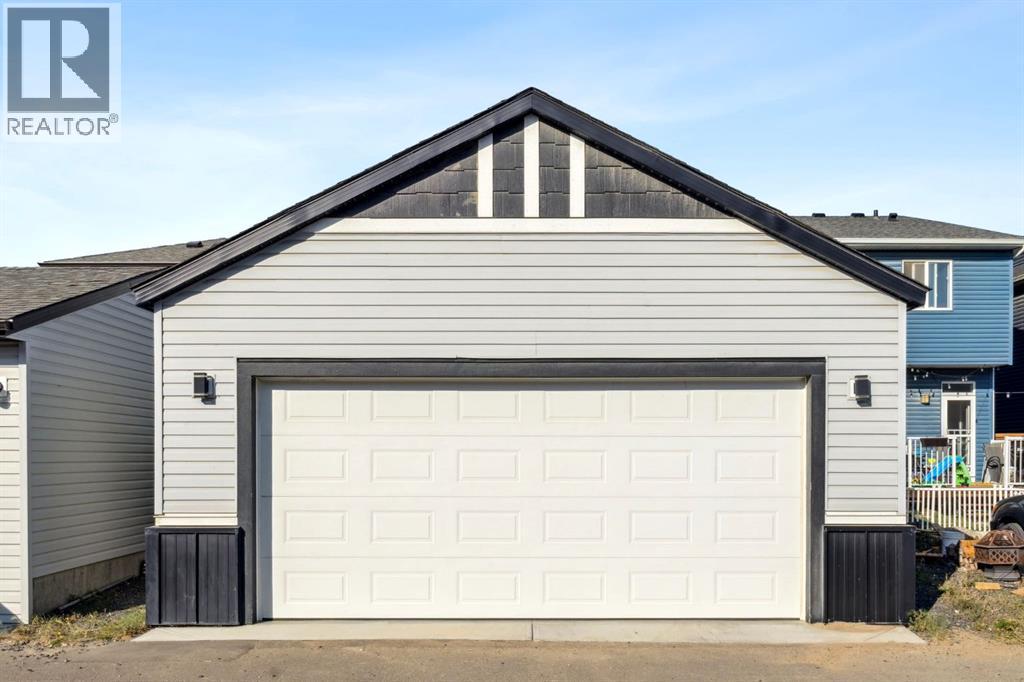 832 Chinook Gate Parade Sw, Airdrie, Alberta  T0M 0E0 - Photo 45 - A2259019