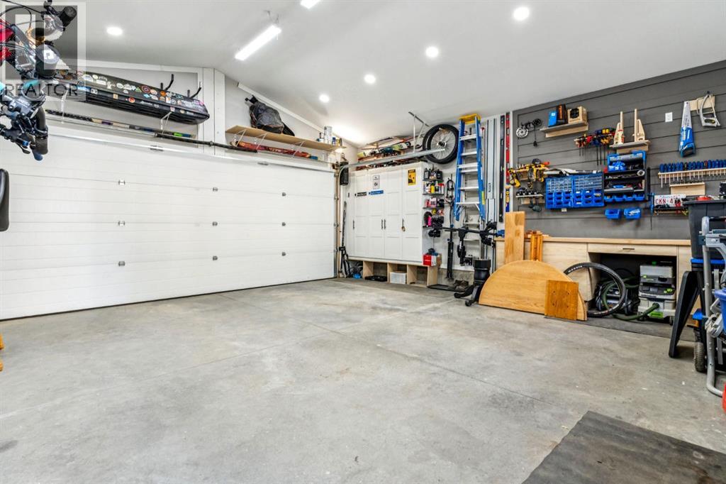 832 Chinook Gate Parade Sw, Airdrie, Alberta  T0M 0E0 - Photo 41 - A2259019
