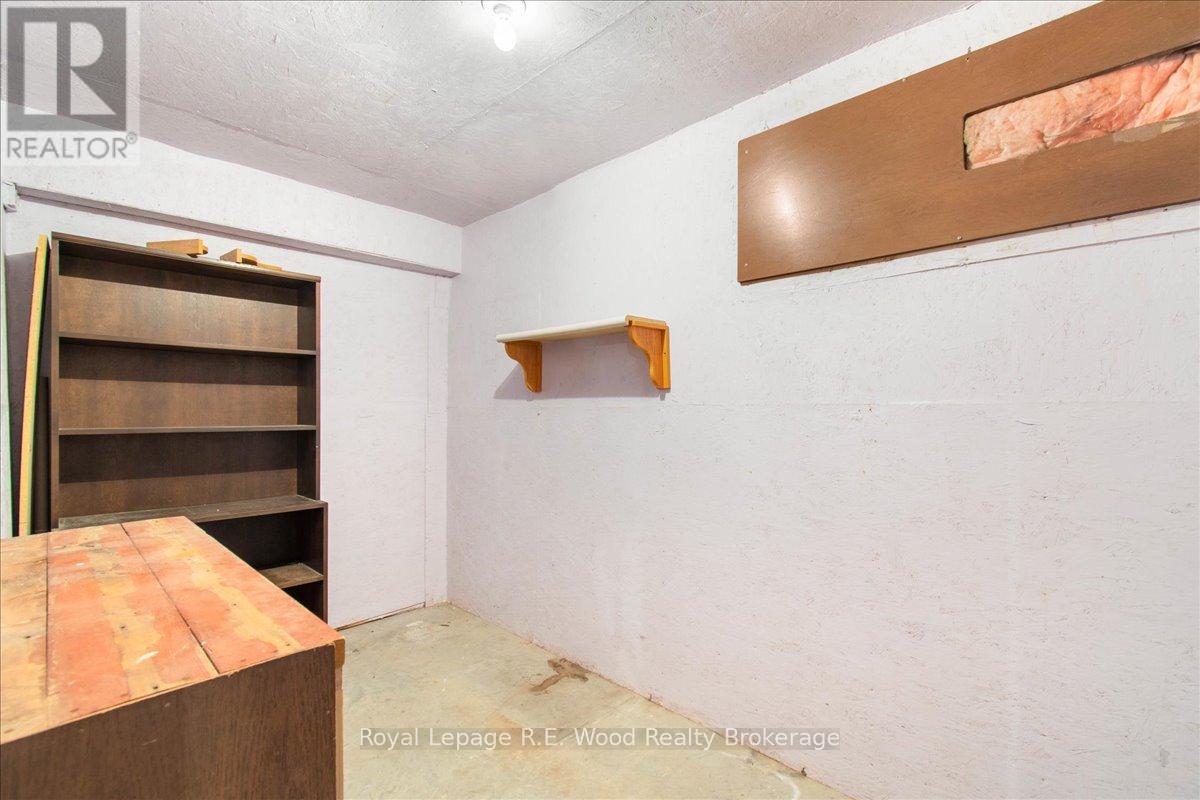 65 Barker Street, Tillsonburg, Ontario  N4G 5N7 - Photo 30 - X12427682