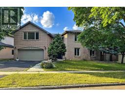 8 Elliotwood Court, Toronto (St. Andrew-Windfields), Ca