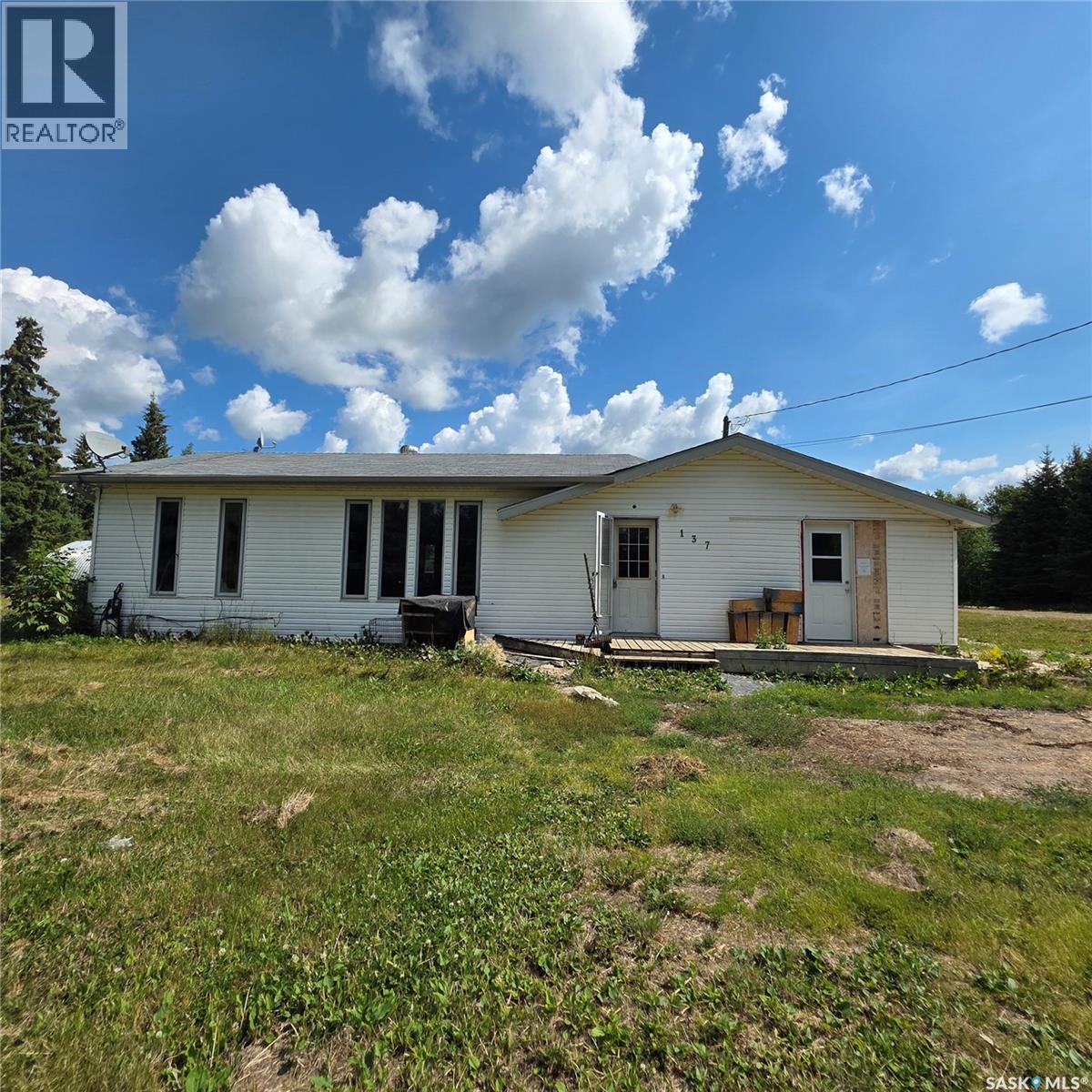 137 Morin CRESCENT, Leoville, Saskatchewan